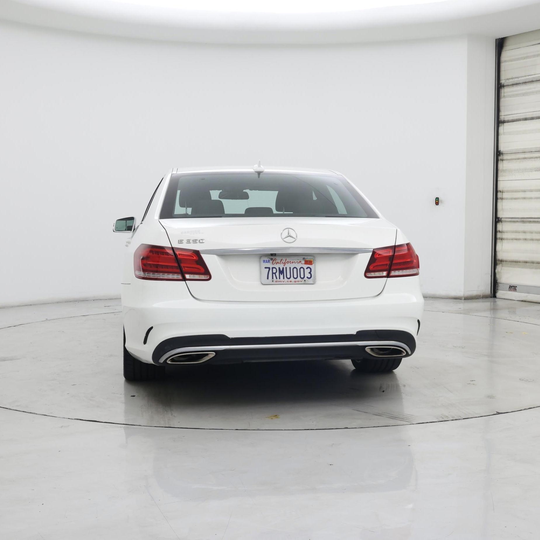 Thumbnail: 2016 Mercedes-Benz E-Class - 6