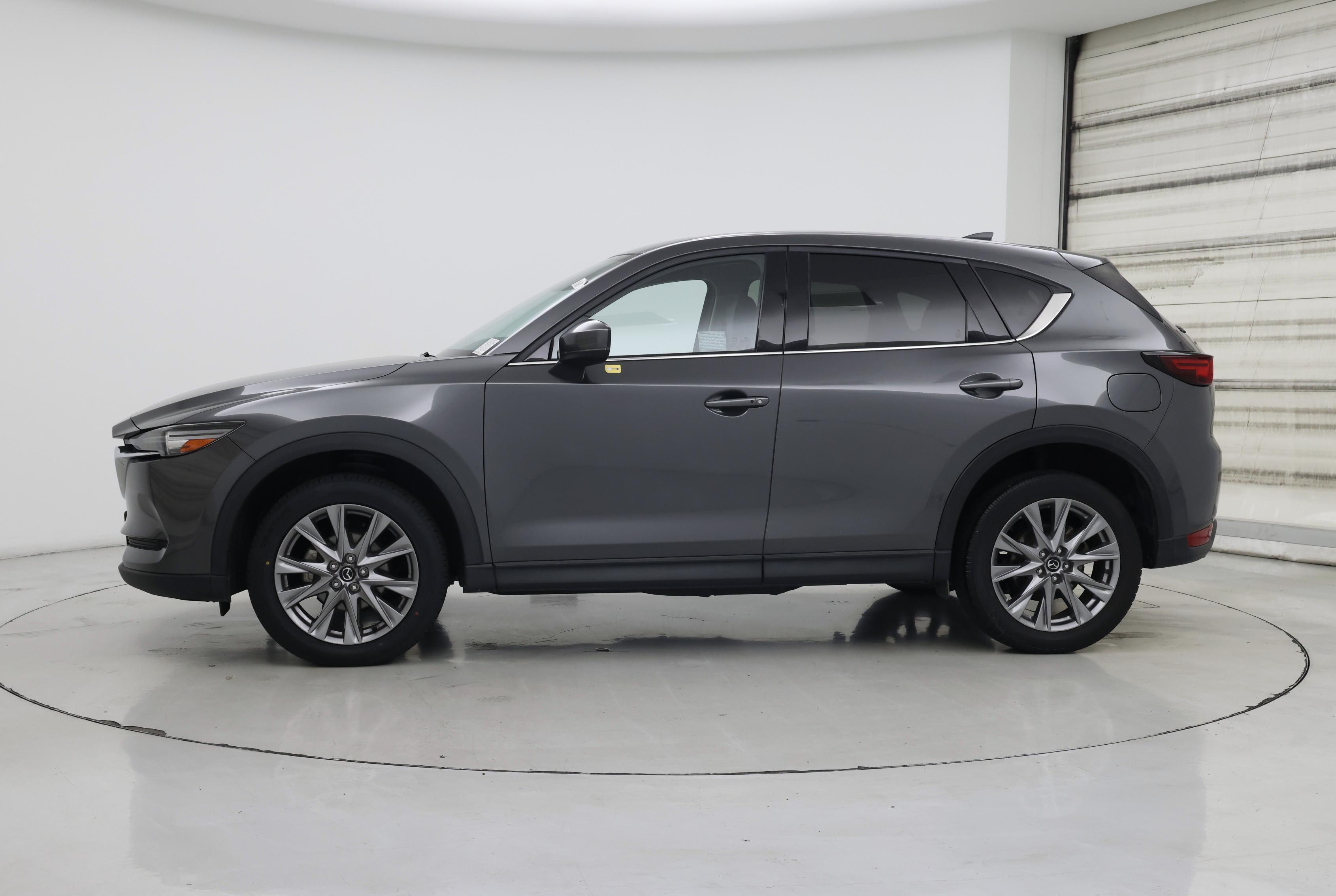 Thumbnail: 2021 Mazda CX-5 - 3