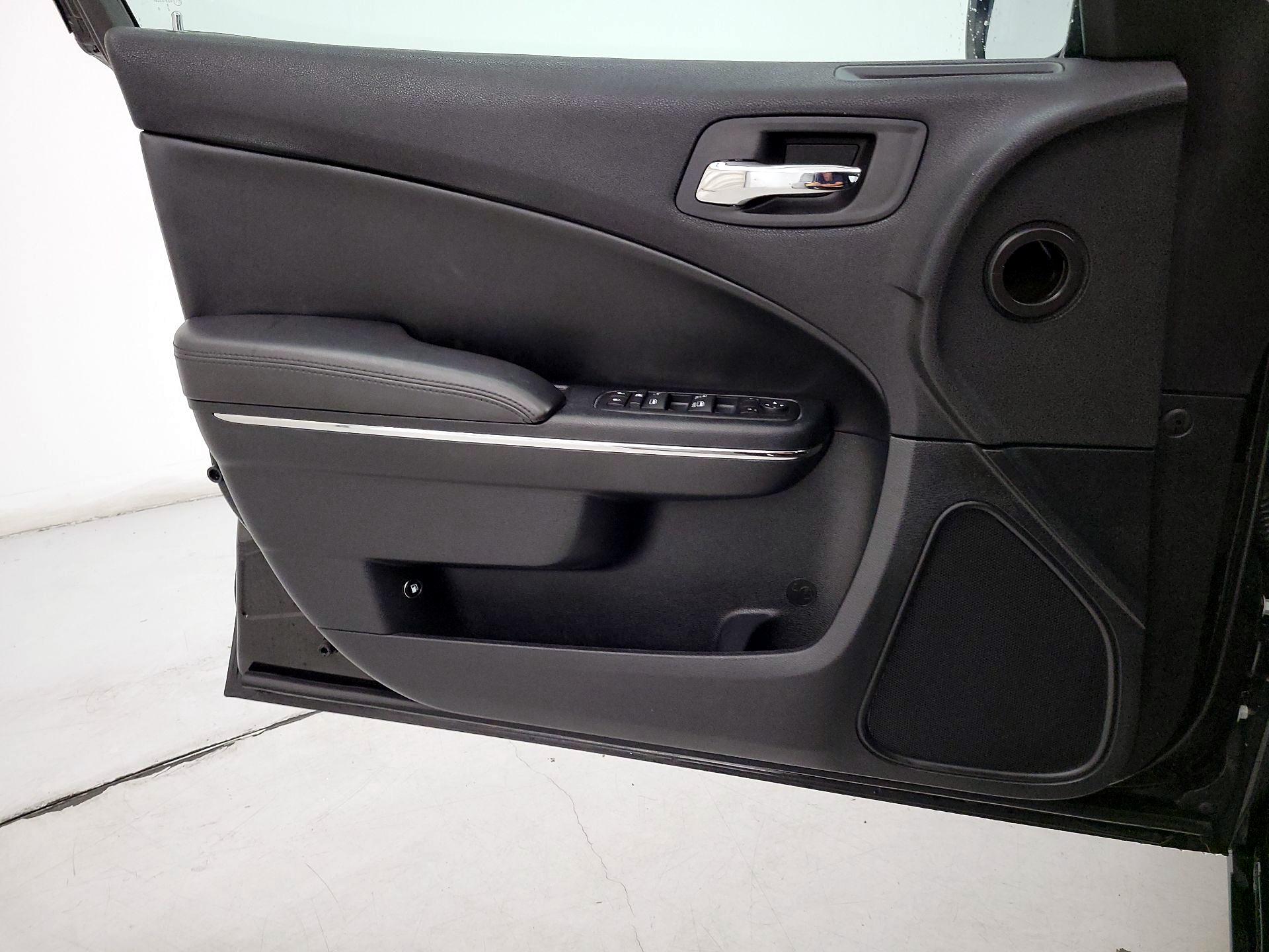 Thumbnail: 2014 Dodge Charger - 12