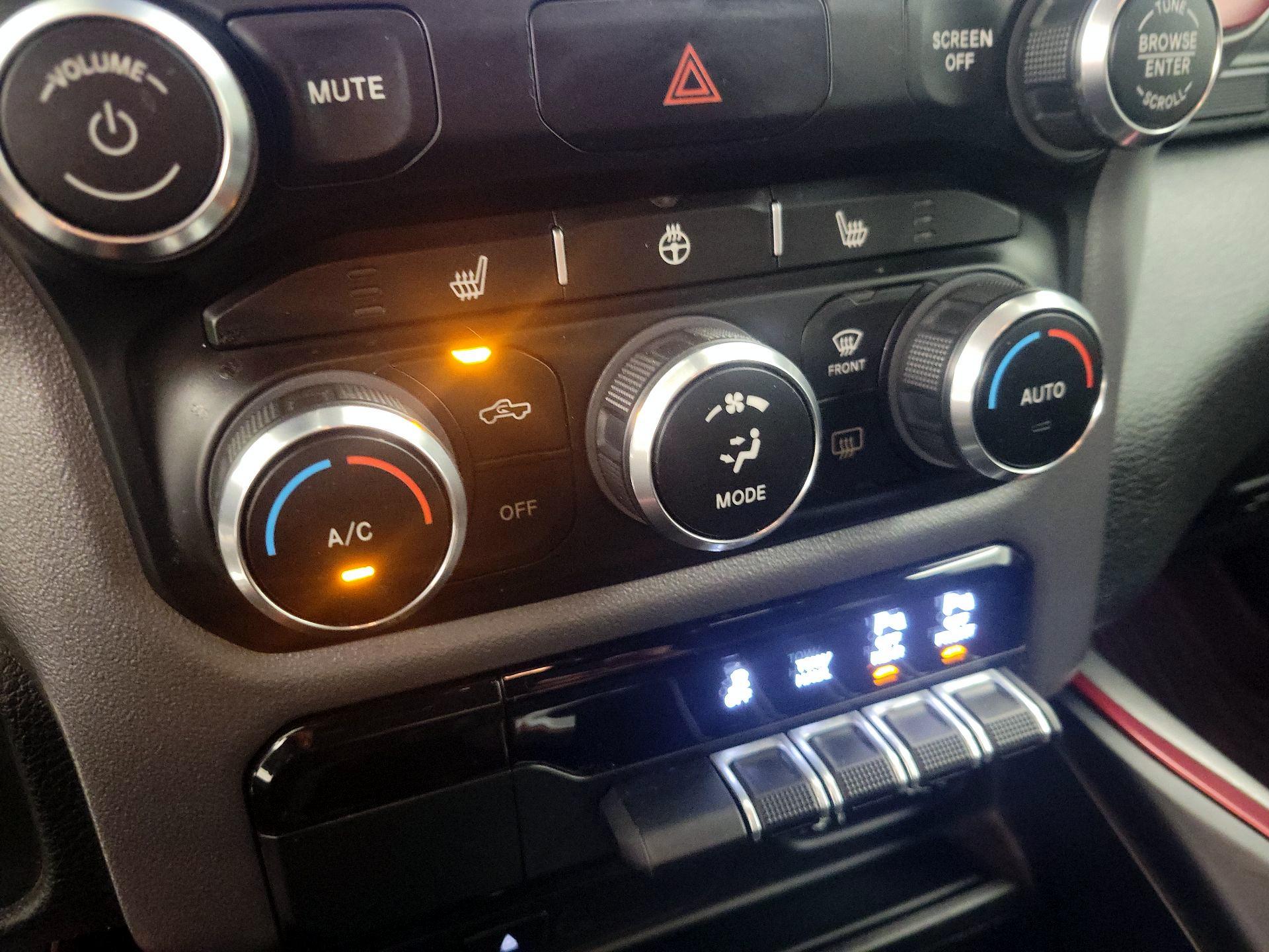 Thumbnail: 2019 RAM 1500 - 16