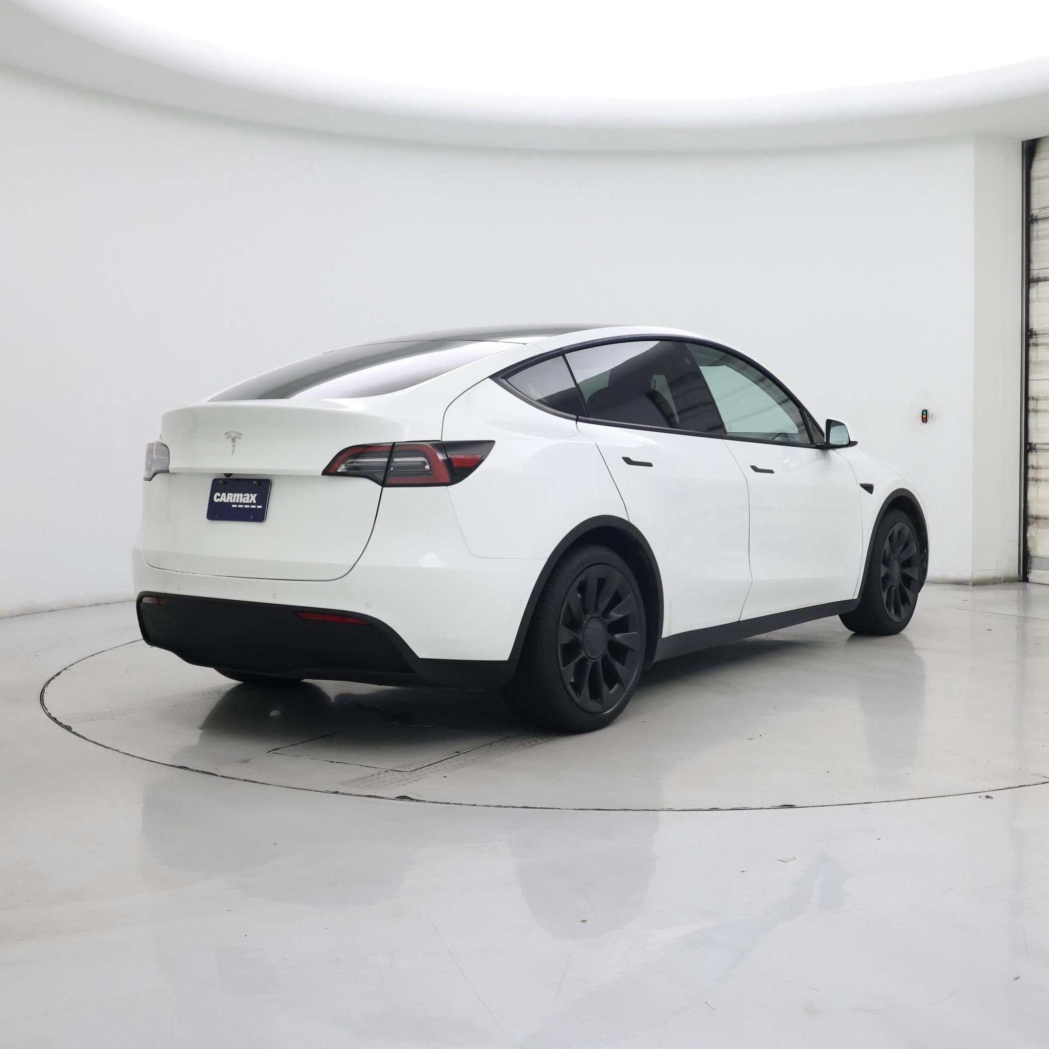 Thumbnail: 2021 Tesla Model Y - 8