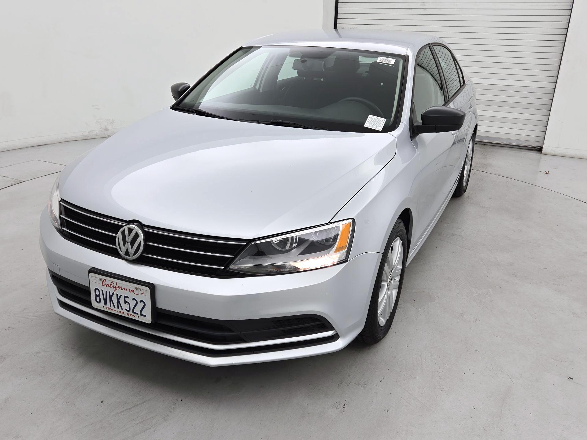 Thumbnail: 2015 Volkswagen Jetta - 3