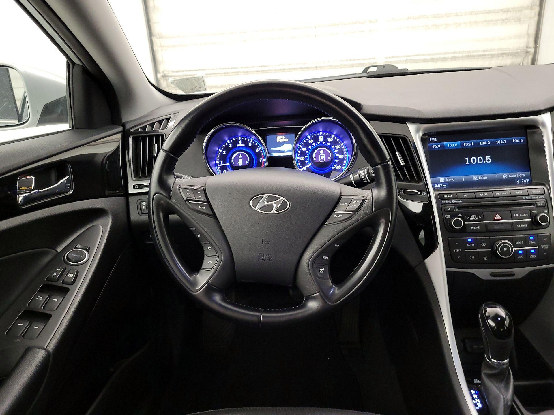 Thumbnail: 2014 Hyundai Sonata - 10