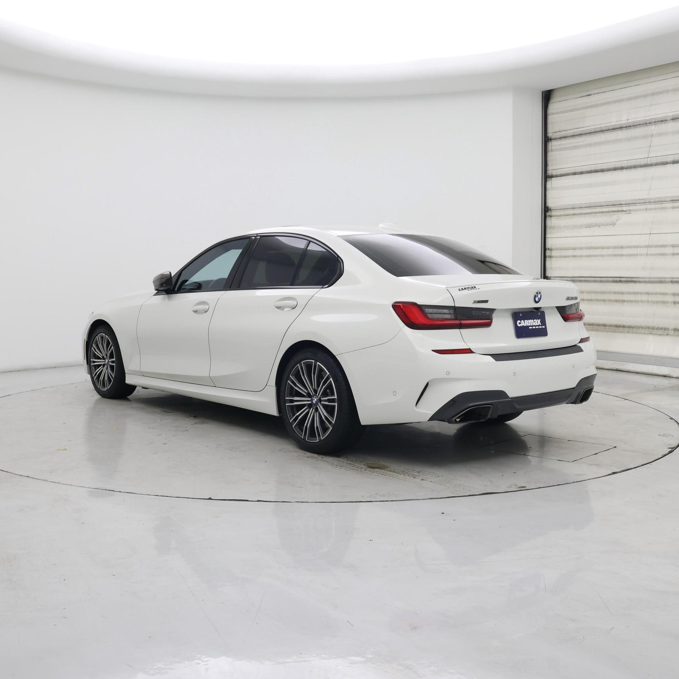 Thumbnail: 2020 BMW 3 Series - 2