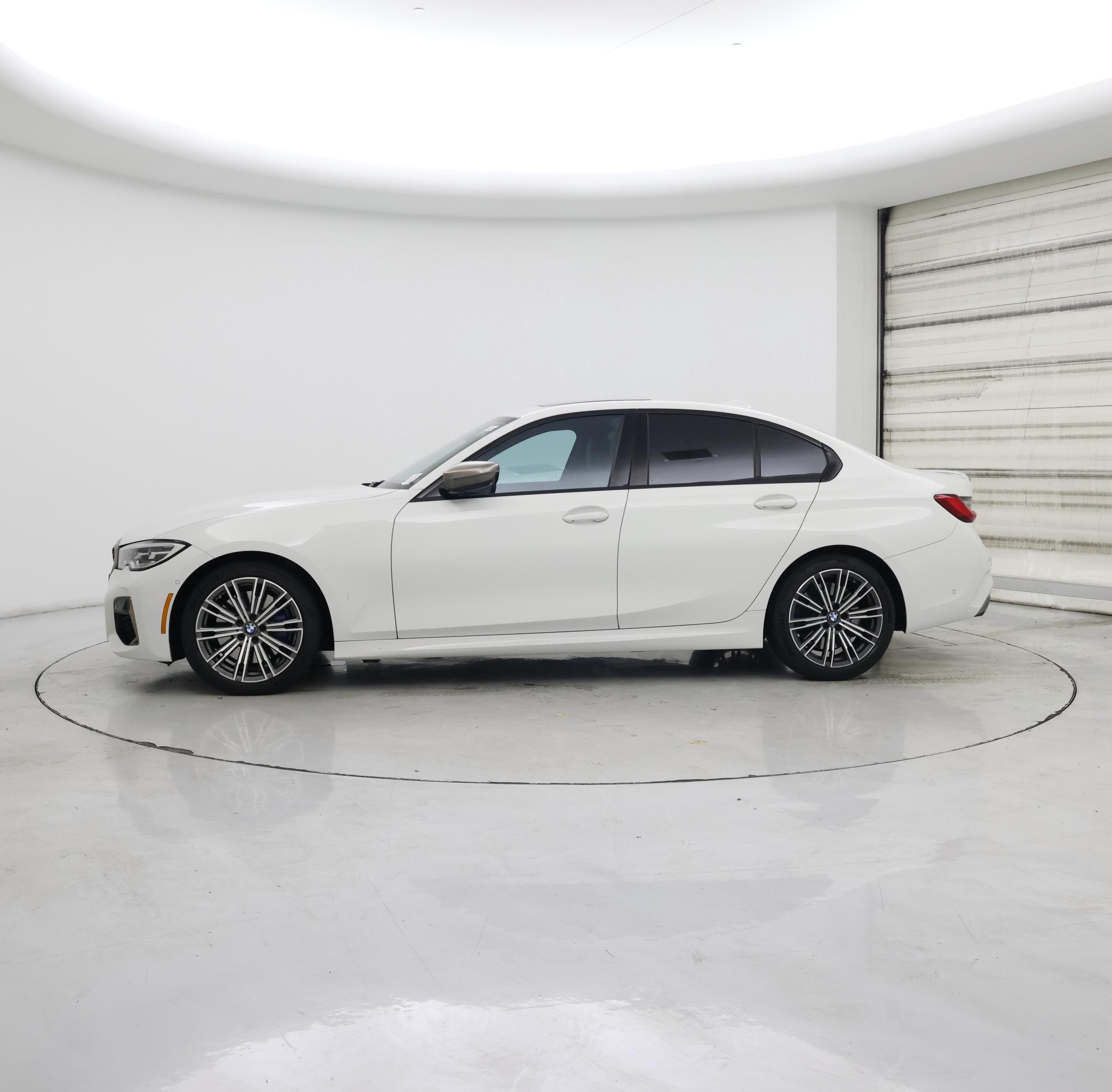 Thumbnail: 2020 BMW 3 Series - 3