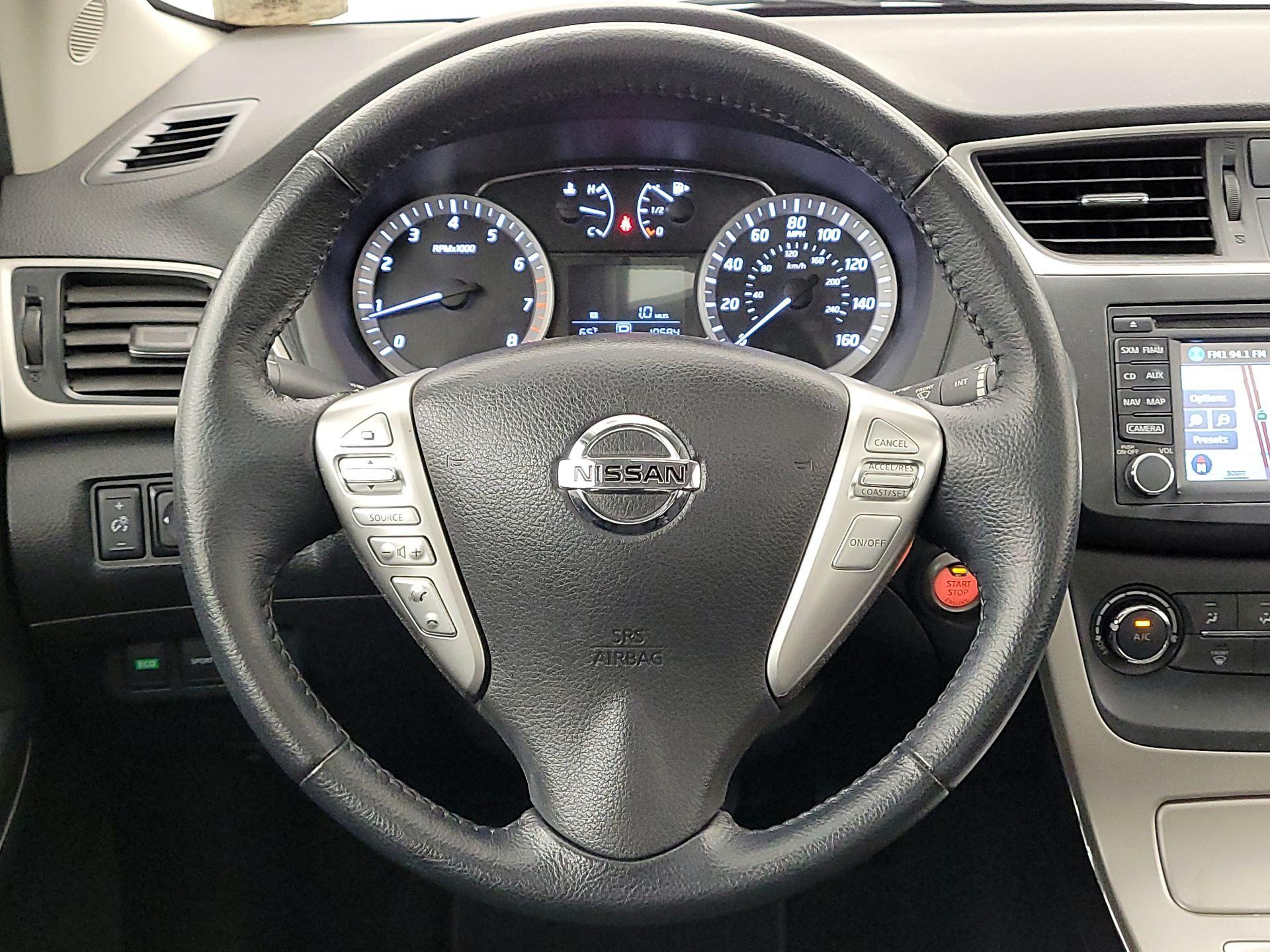 Thumbnail: 2015 Nissan Sentra - 10
