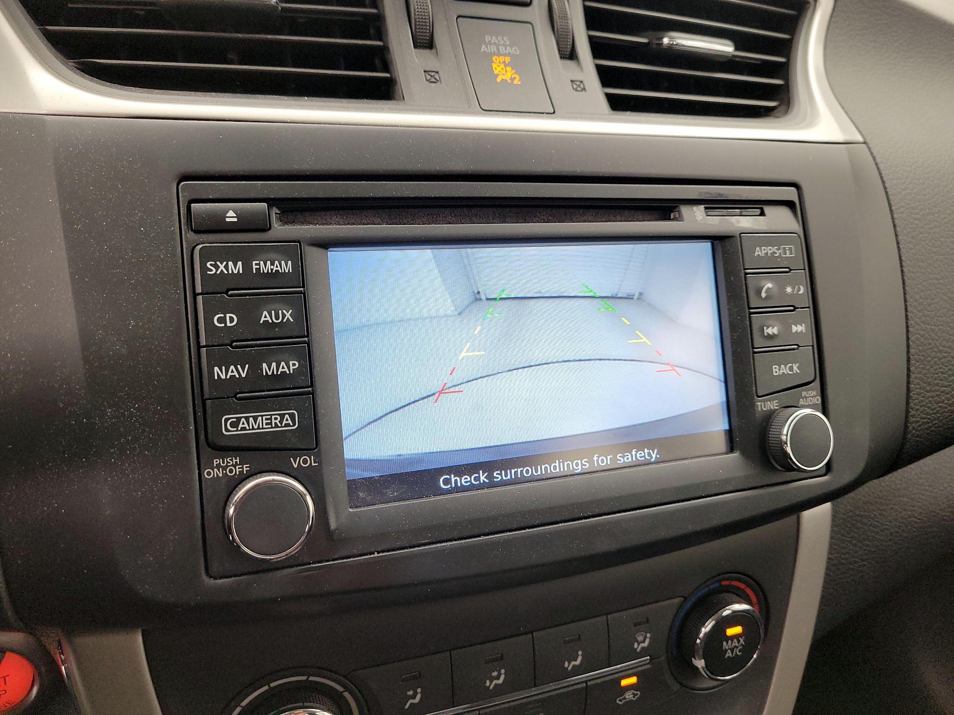 Thumbnail: 2015 Nissan Sentra - 15