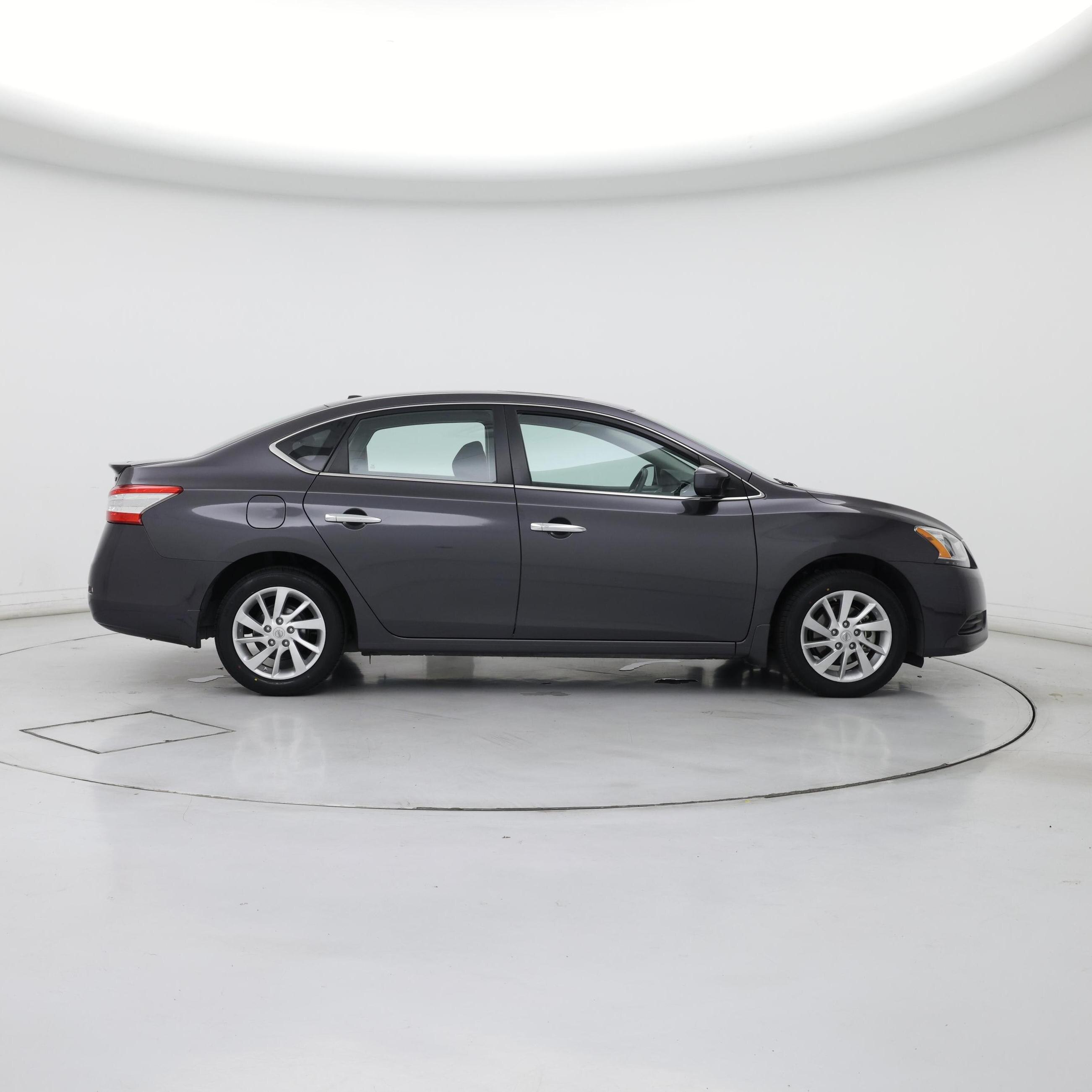 Thumbnail: 2015 Nissan Sentra - 7