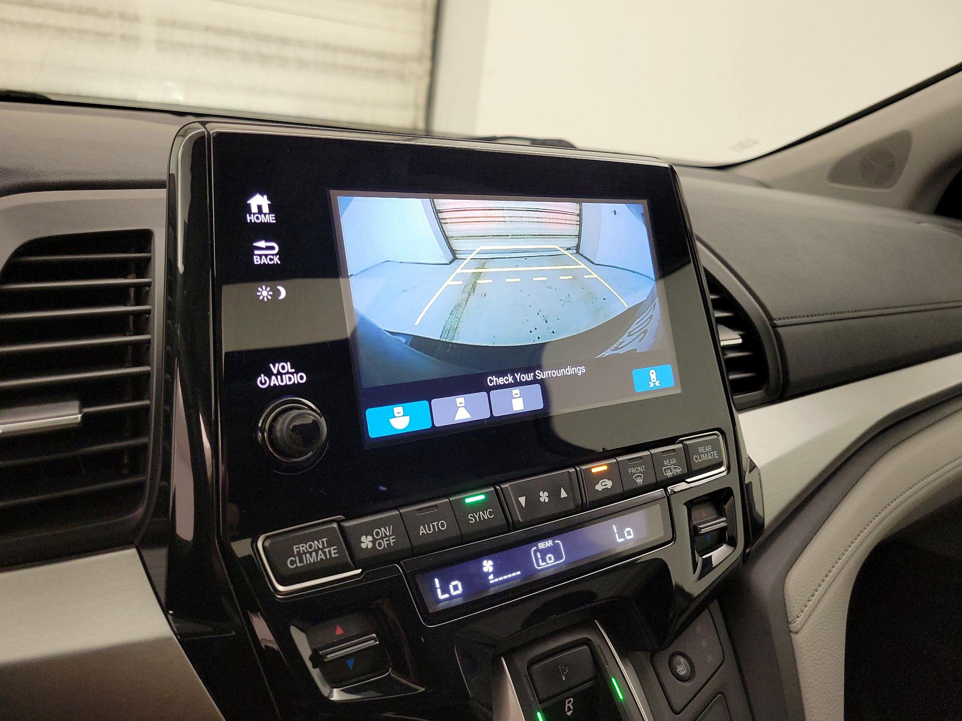 Thumbnail: 2019 Honda Odyssey - 13
