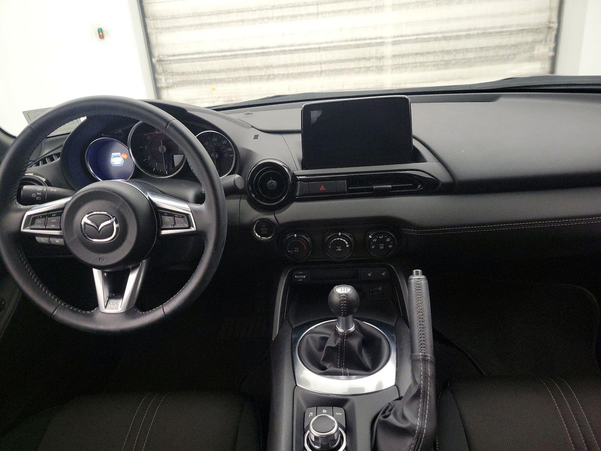 Thumbnail: 2020 Mazda MX-5 Miata - 9