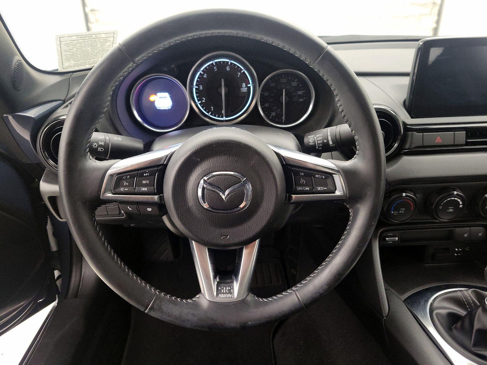 Thumbnail: 2020 Mazda MX-5 Miata - 10