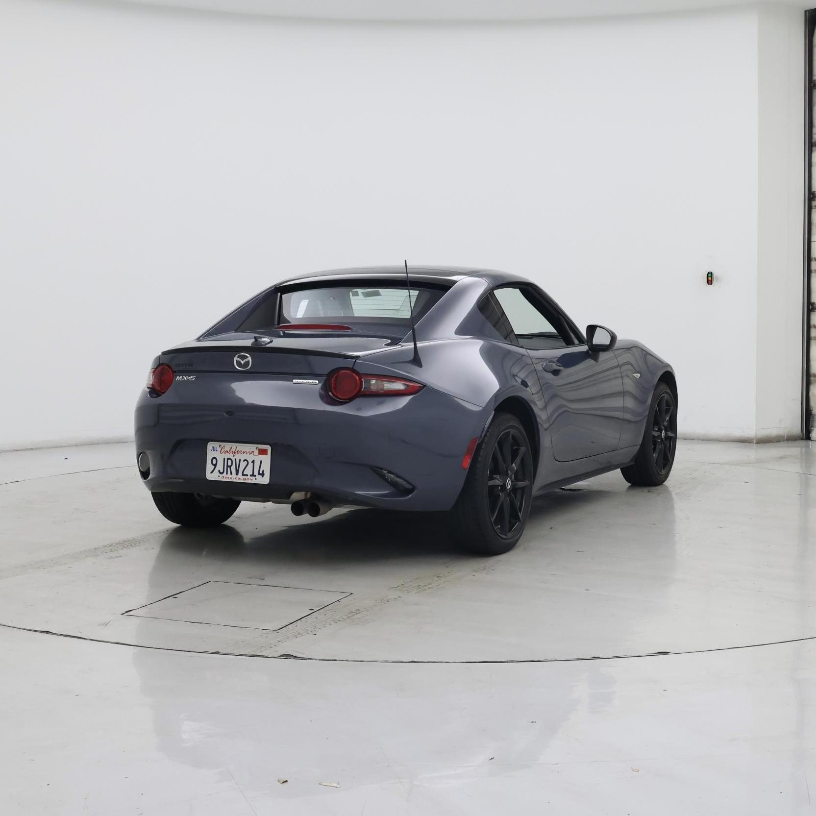 Thumbnail: 2020 Mazda MX-5 Miata - 8