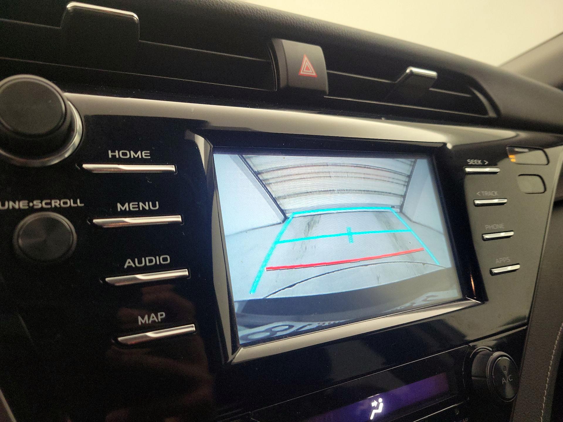Thumbnail: 2019 Toyota Camry - 14