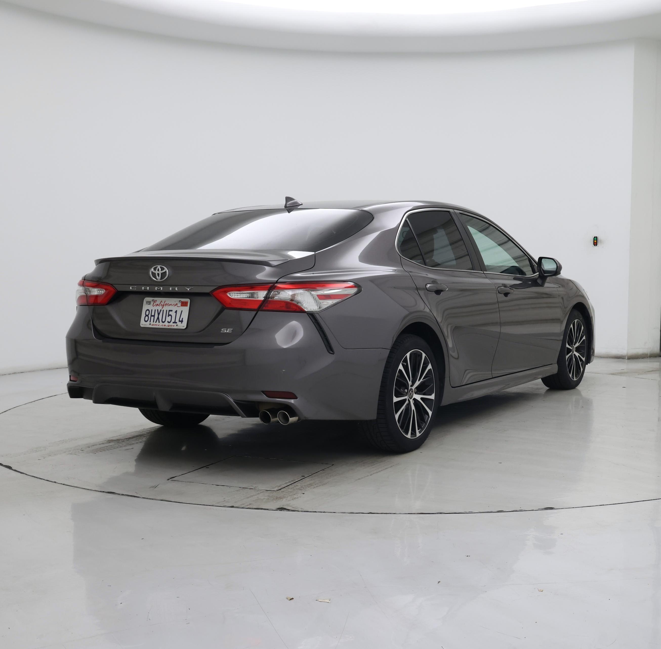 Thumbnail: 2019 Toyota Camry - 8
