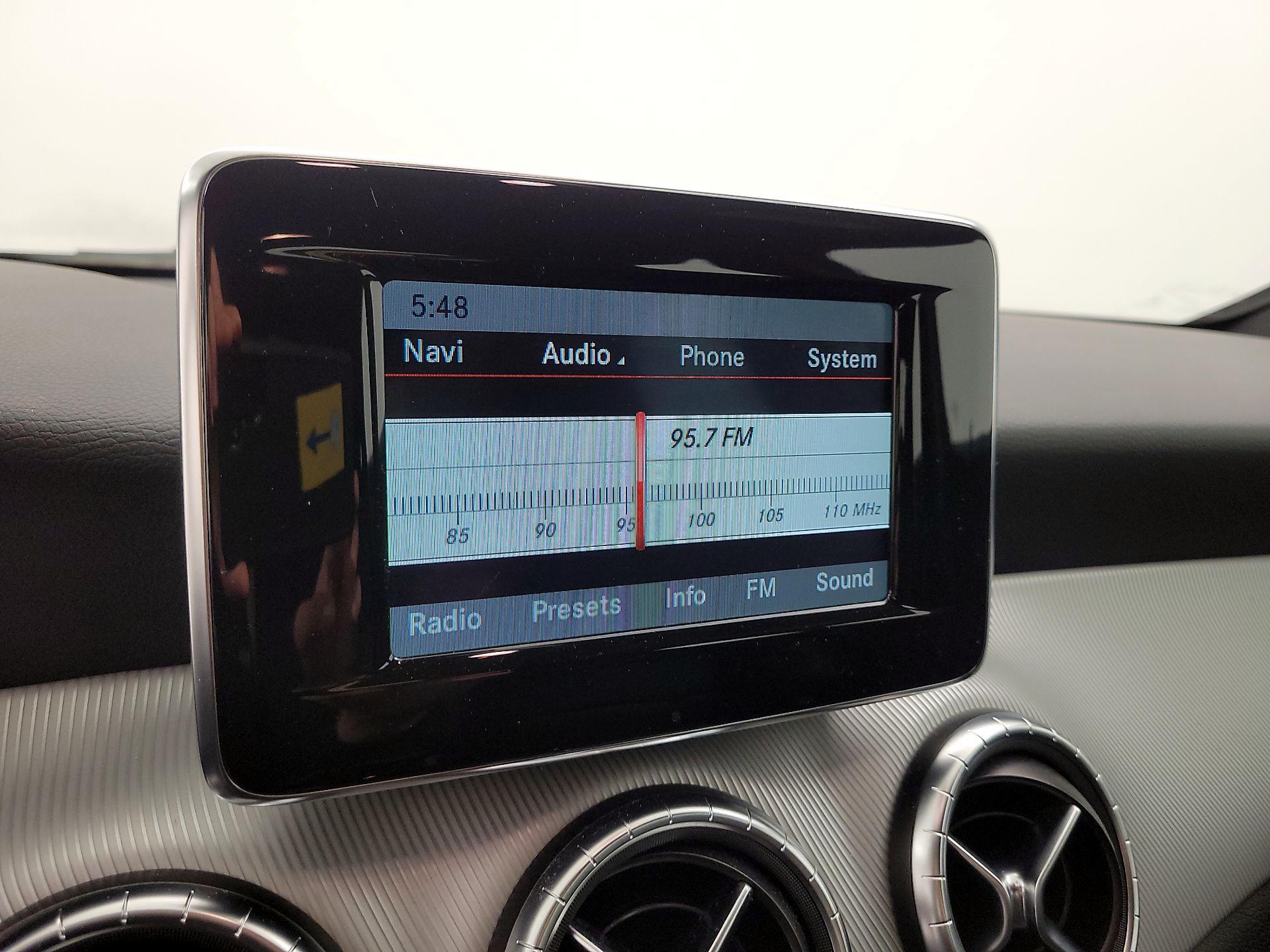 Thumbnail: 2014 Mercedes-Benz CLA - 14