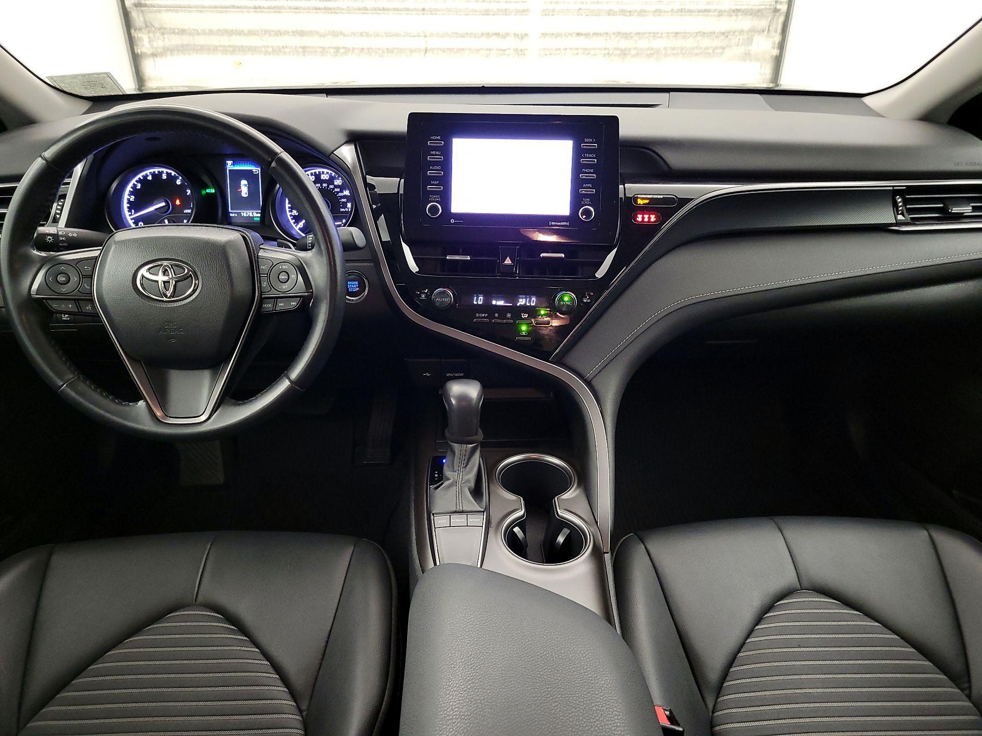 Thumbnail: 2022 Toyota Camry - 9