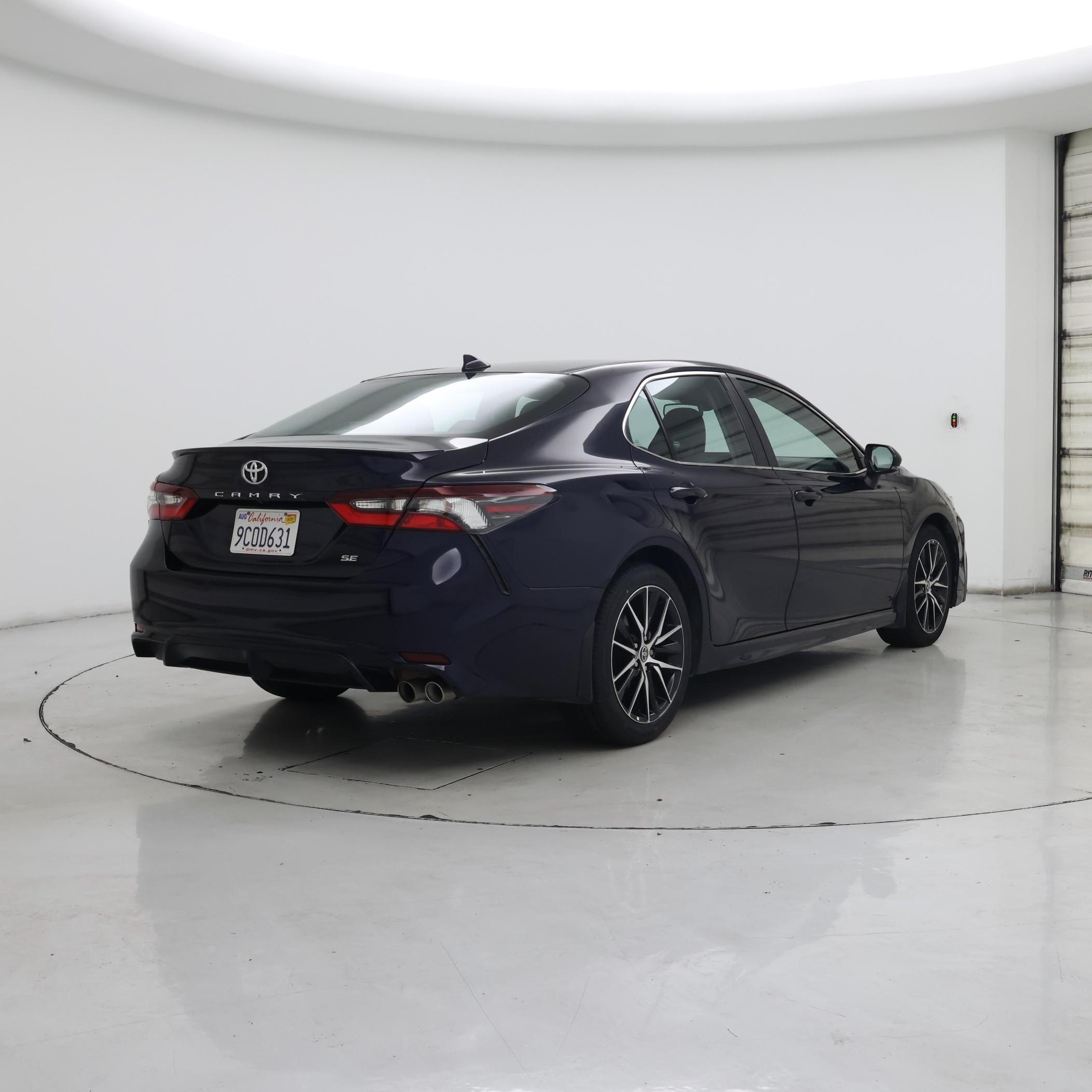 Thumbnail: 2022 Toyota Camry - 8