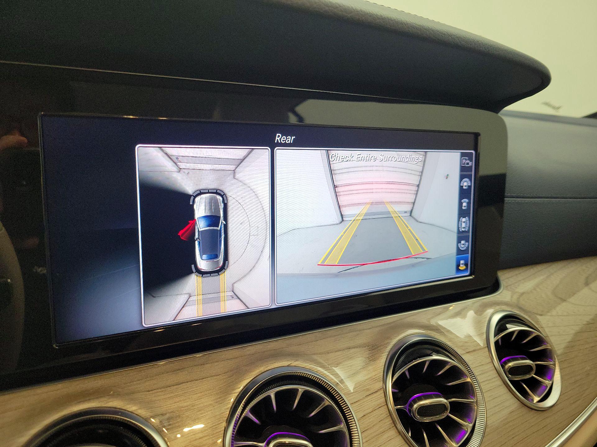 Thumbnail: 2019 Mercedes-Benz E-Class - 15