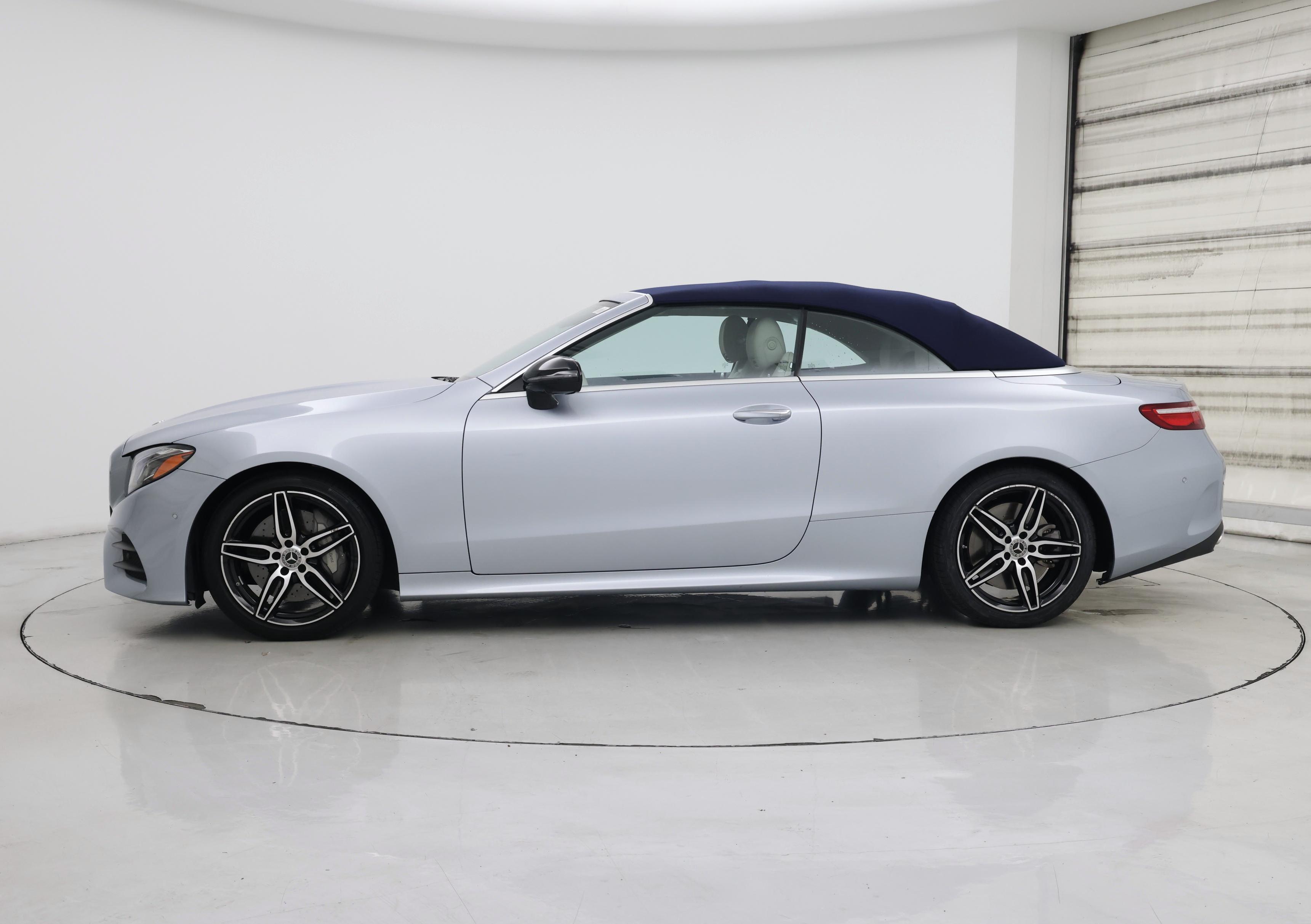 Thumbnail: 2019 Mercedes-Benz E-Class - 3