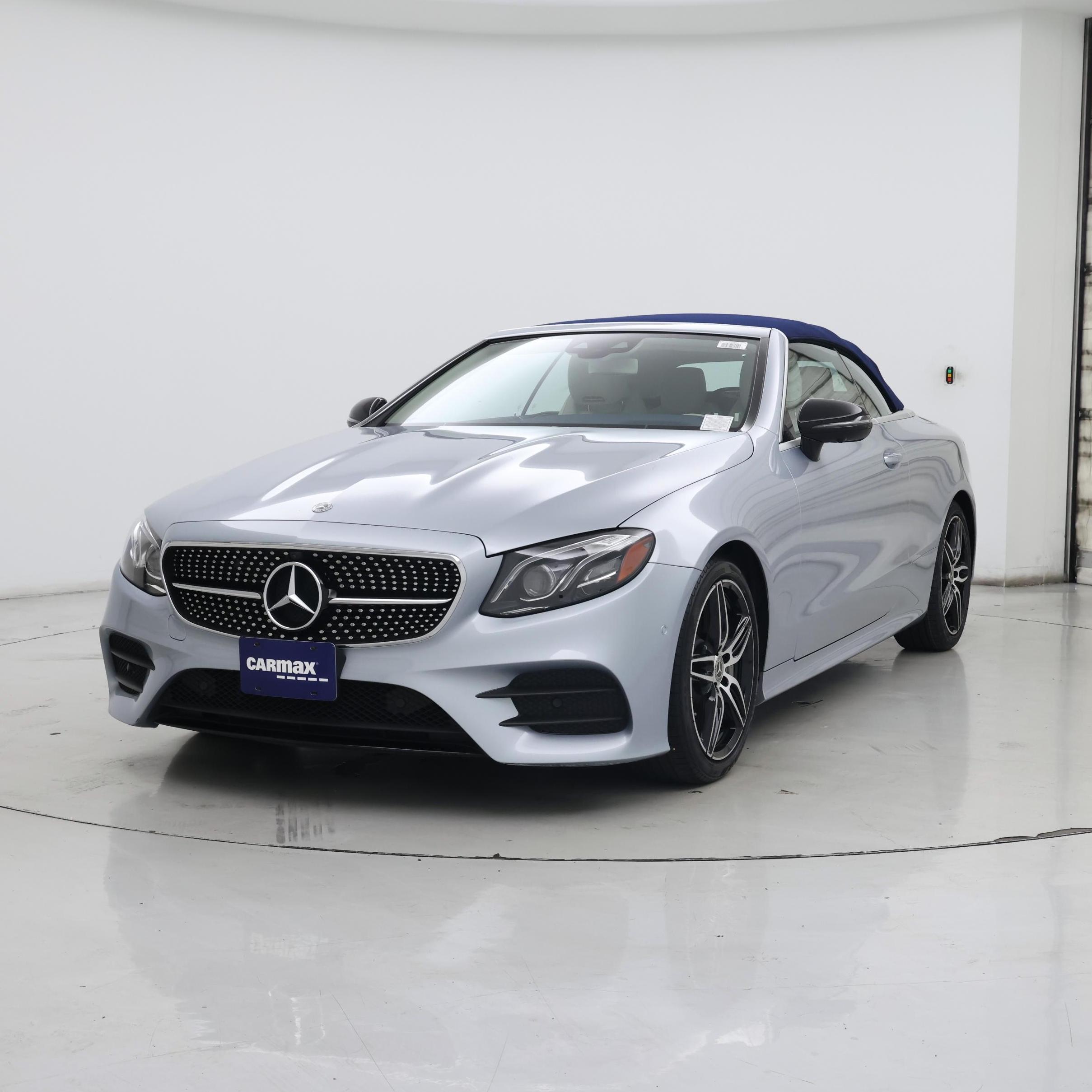 Thumbnail: 2019 Mercedes-Benz E-Class - 4