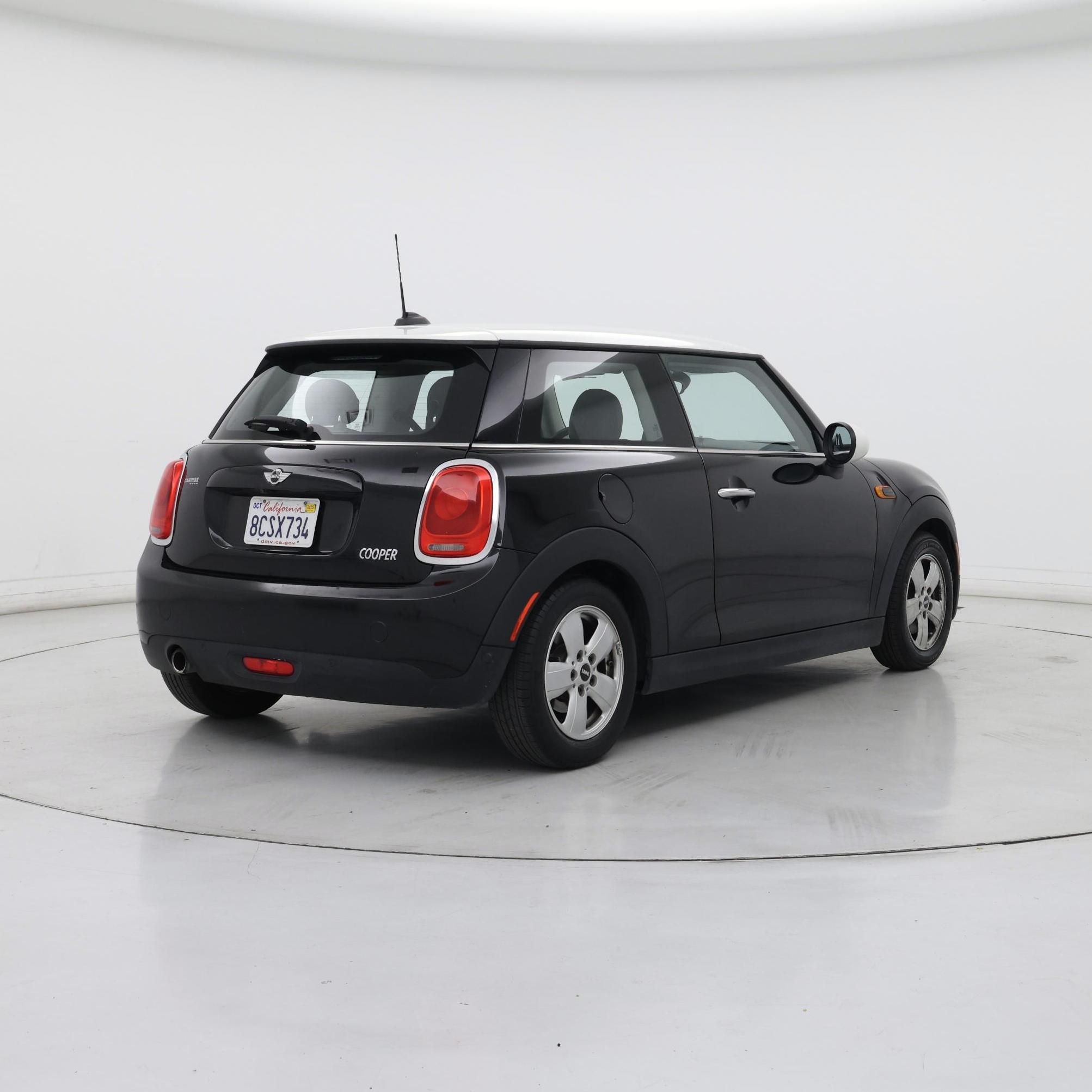 Thumbnail: 2018 MINI Cooper Hardtop - 8
