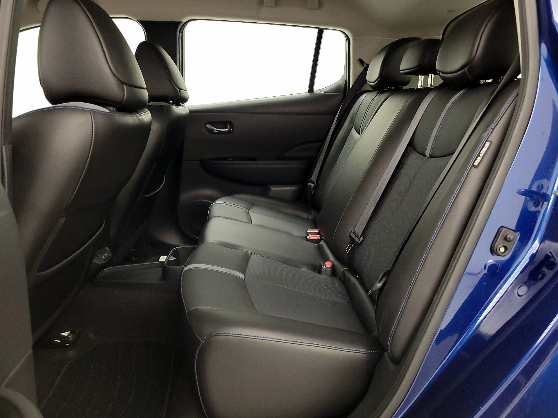 Thumbnail: 2021 Nissan Leaf - 18