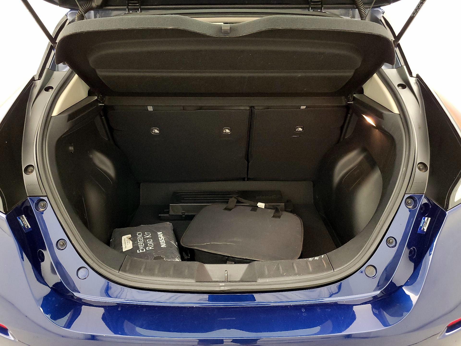 Thumbnail: 2021 Nissan Leaf - 19