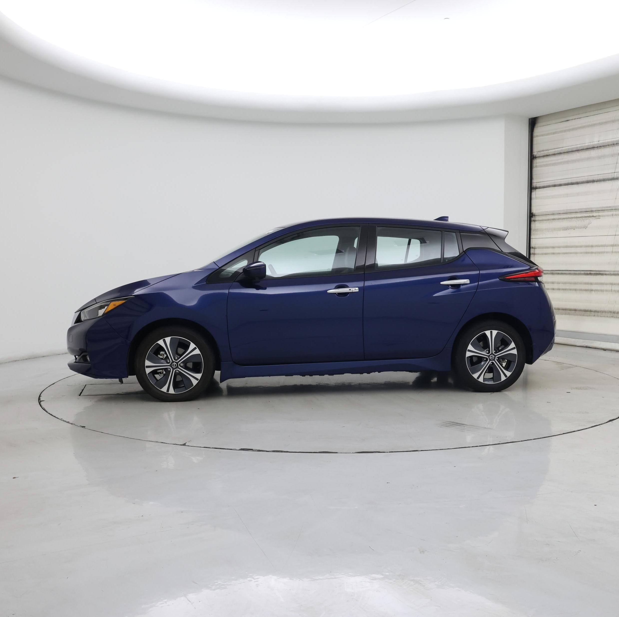 Thumbnail: 2021 Nissan Leaf - 3