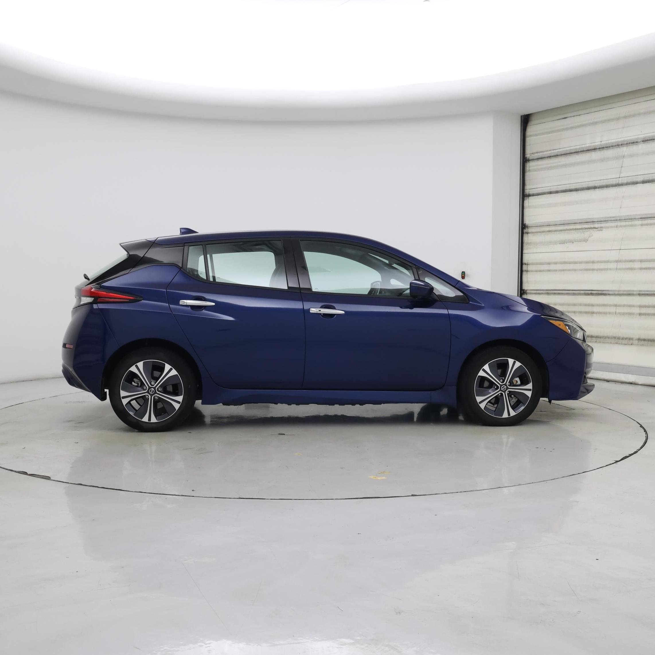 Thumbnail: 2021 Nissan Leaf - 7