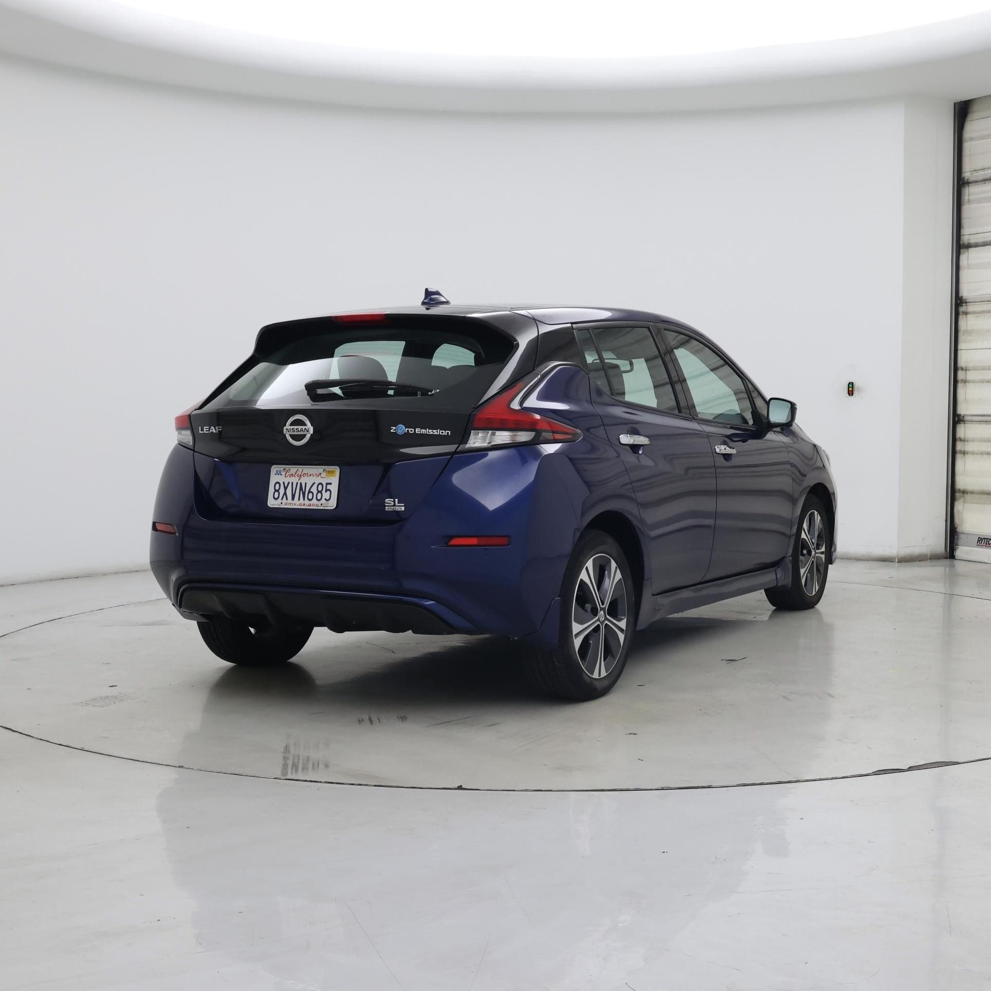 Thumbnail: 2021 Nissan Leaf - 8