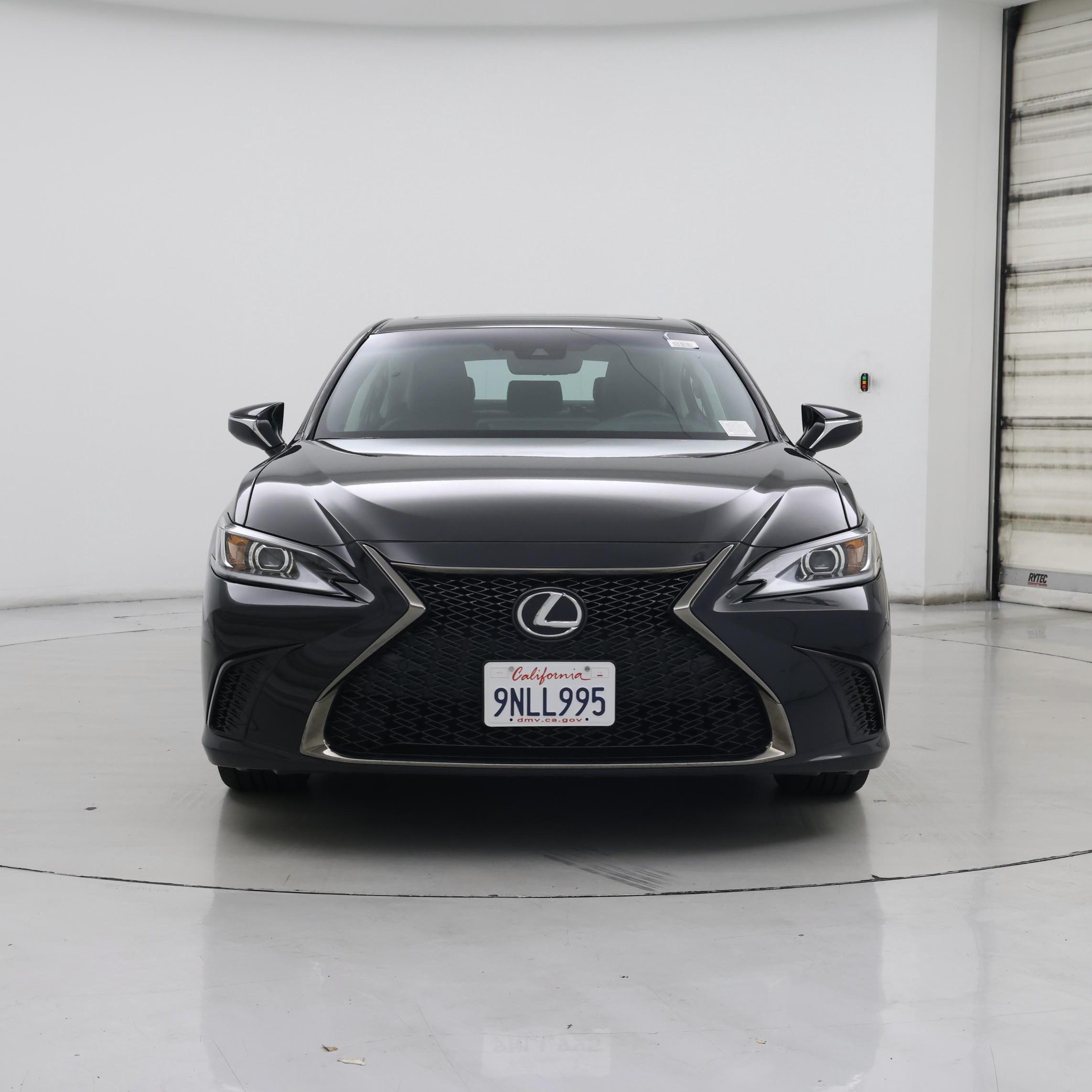 Thumbnail: 2023 Lexus ES - 5