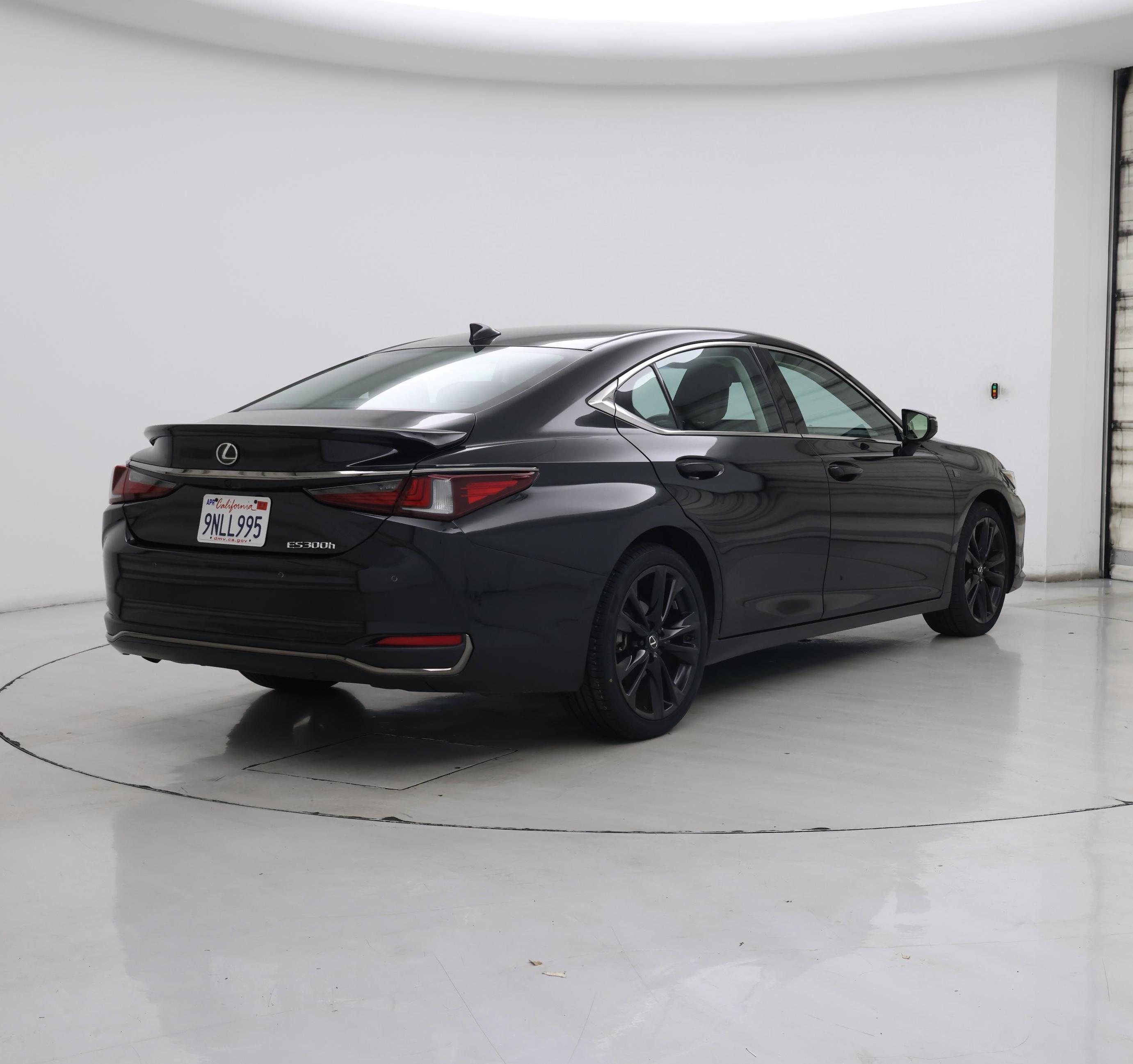 Thumbnail: 2023 Lexus ES - 8