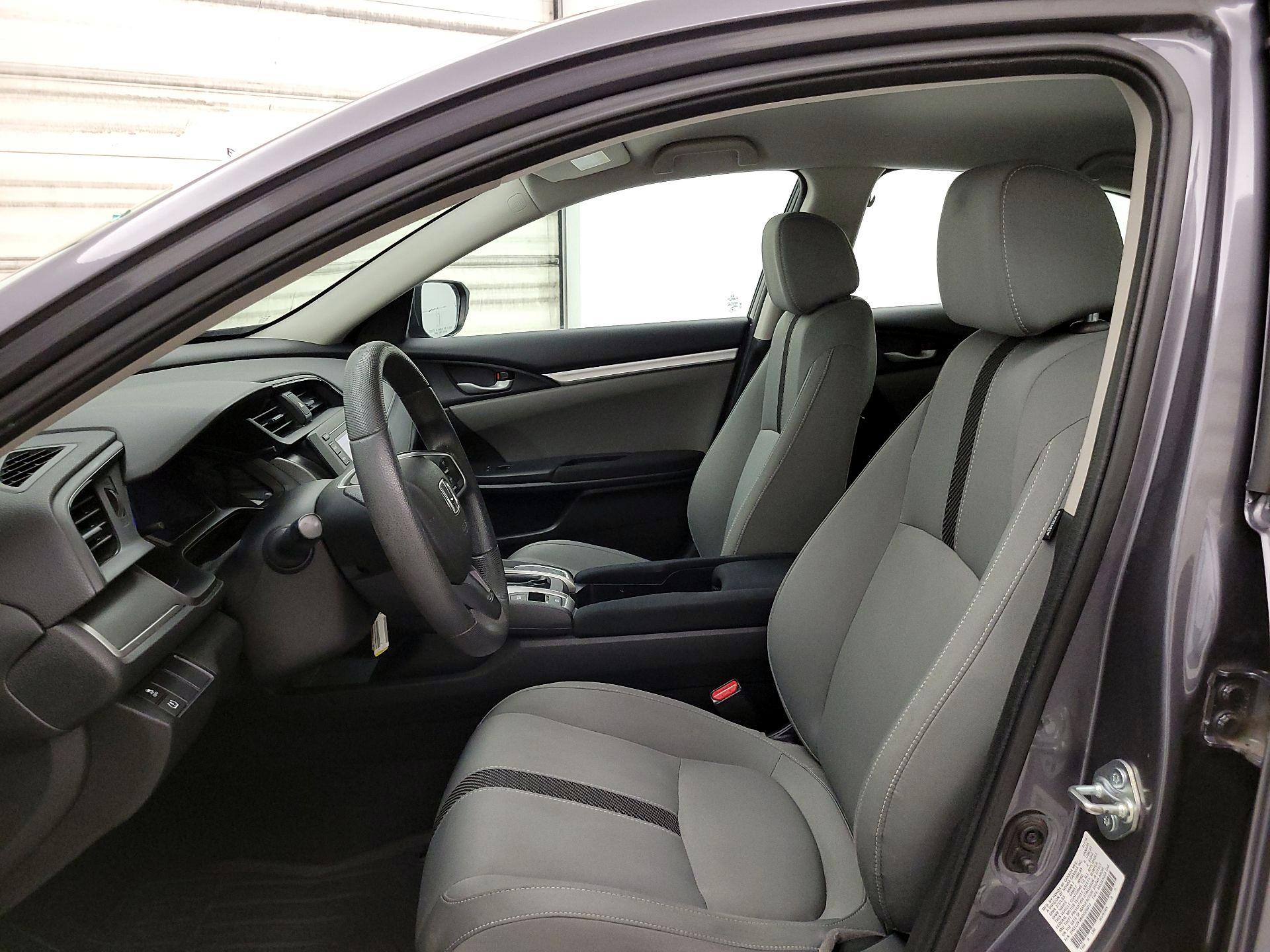 Thumbnail: 2016 Honda Civic - 11