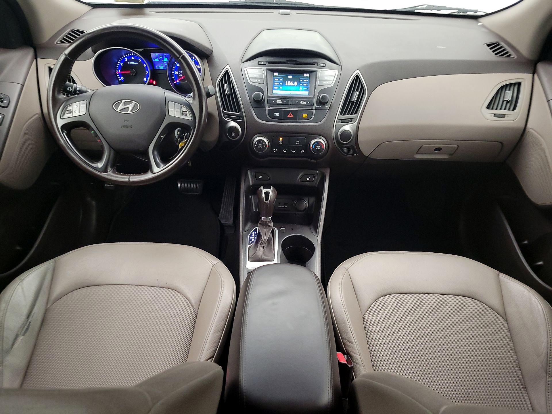 Thumbnail: 2014 Hyundai Tucson - 9