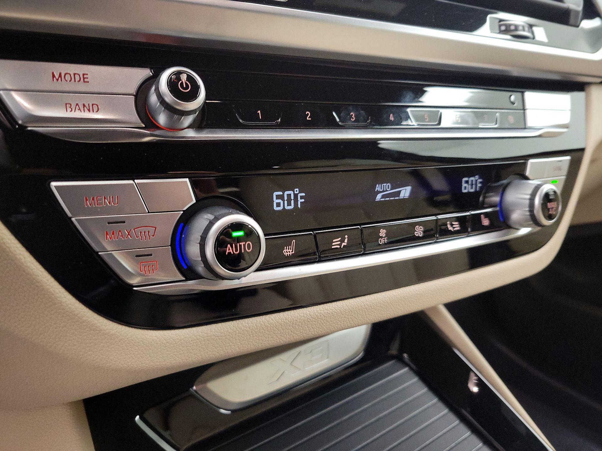 Thumbnail: 2020 BMW X3 - 15