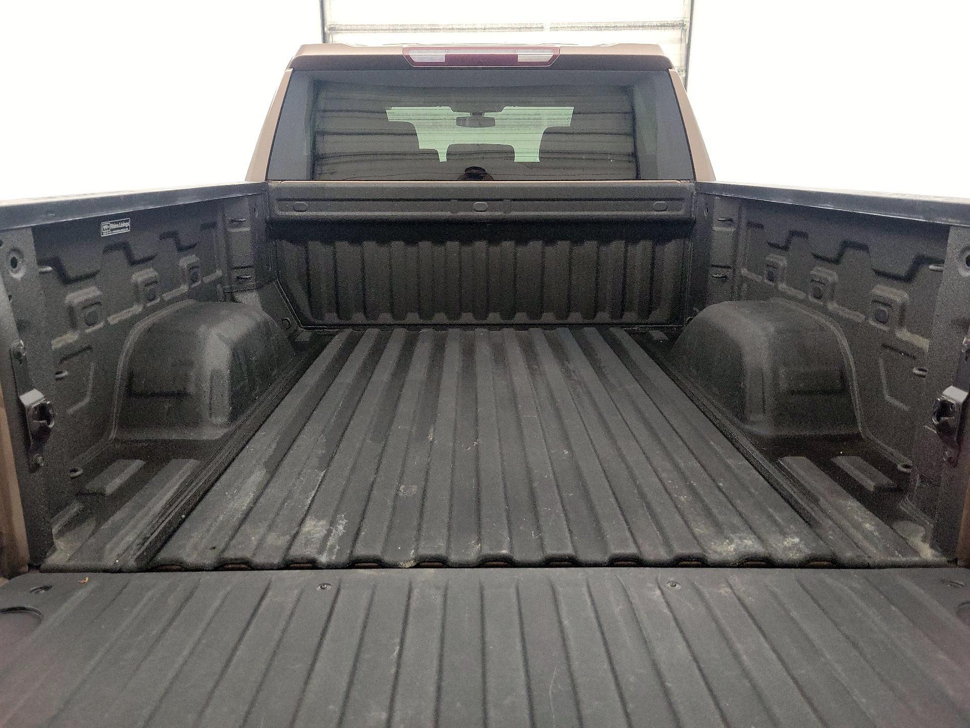 Thumbnail: 2019 Chevrolet Silverado 1500 - 20