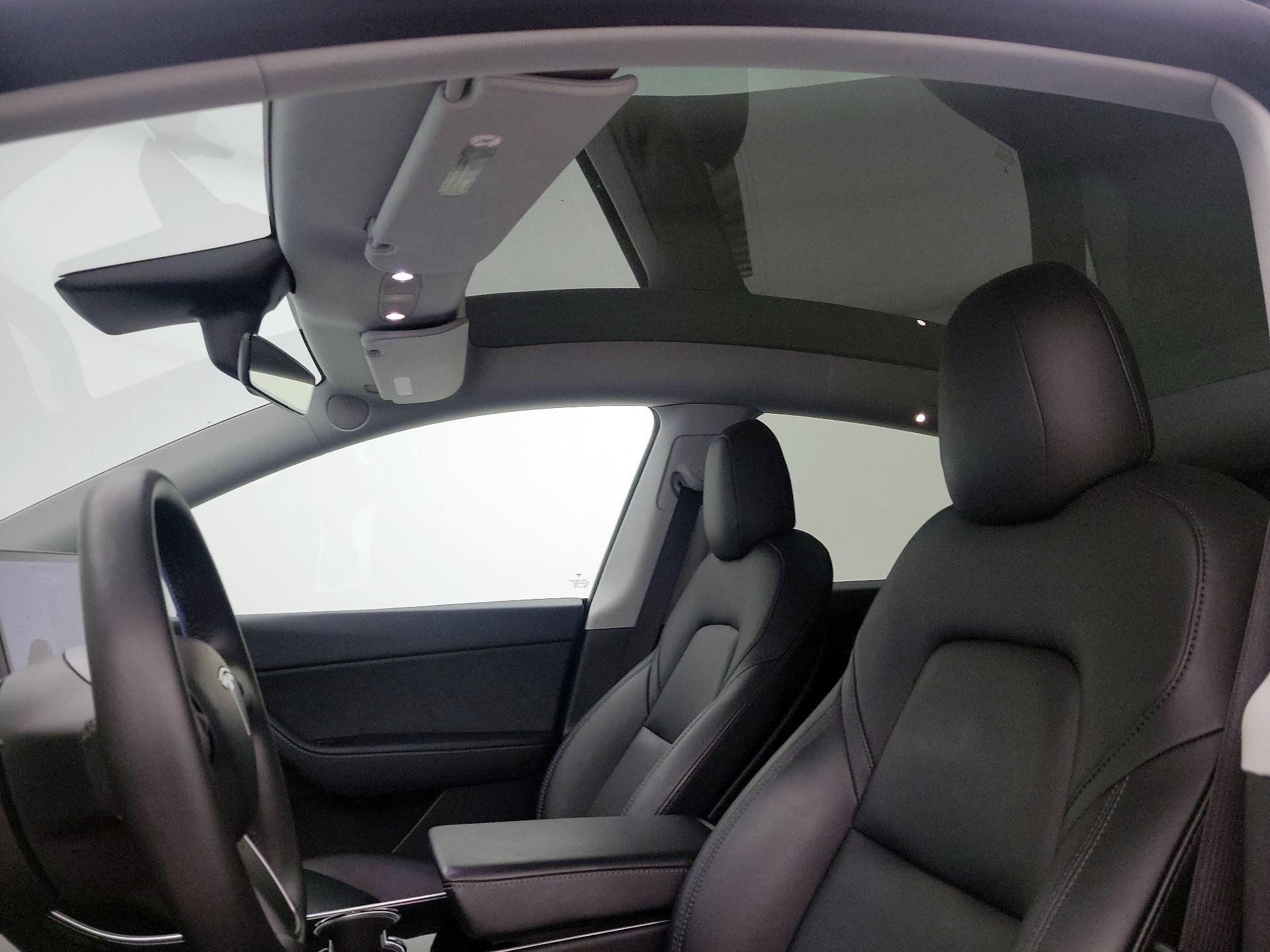 Thumbnail: 2021 Tesla Model Y - 18