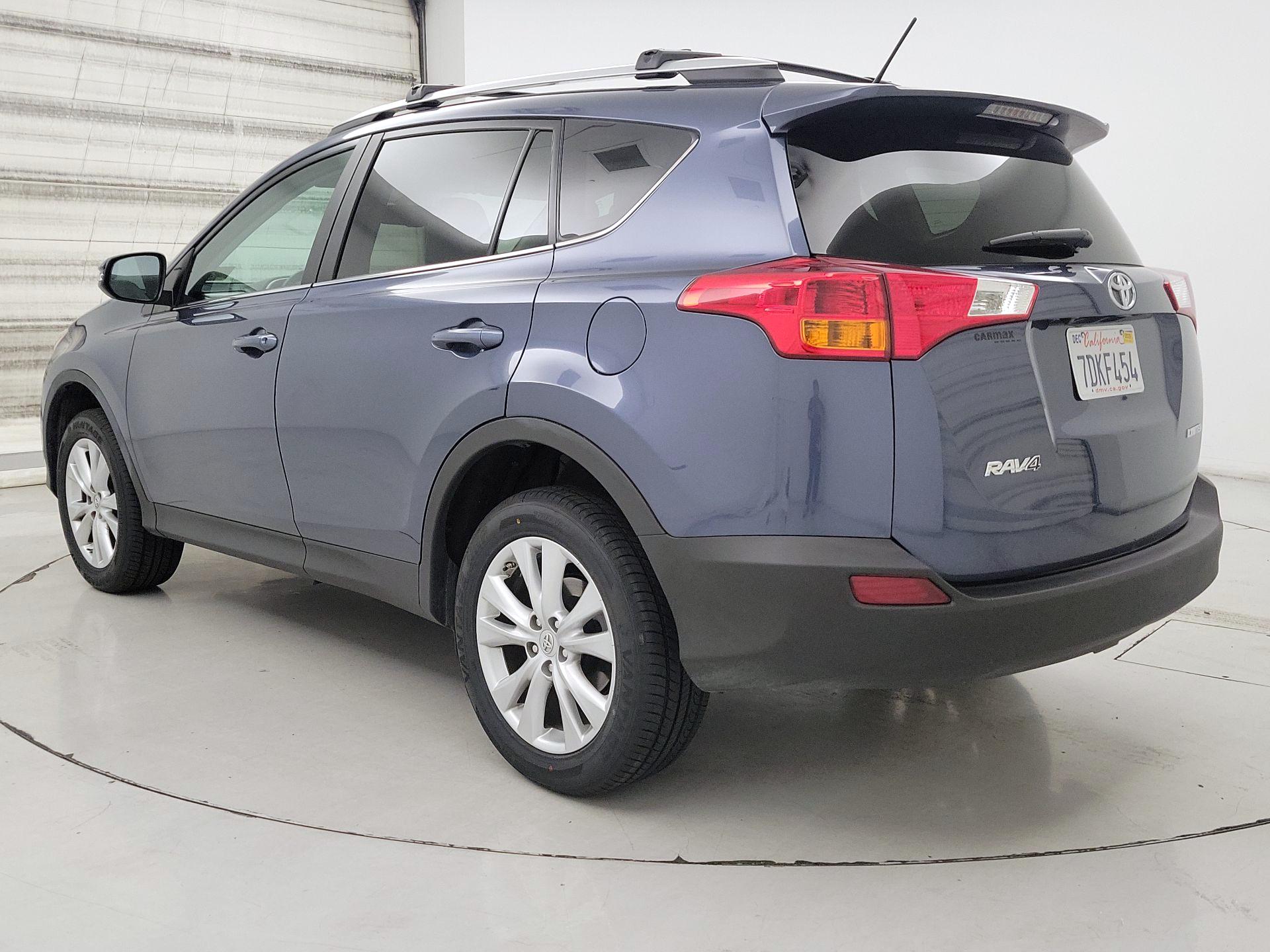 Thumbnail: 2013 Toyota RAV4 - 7