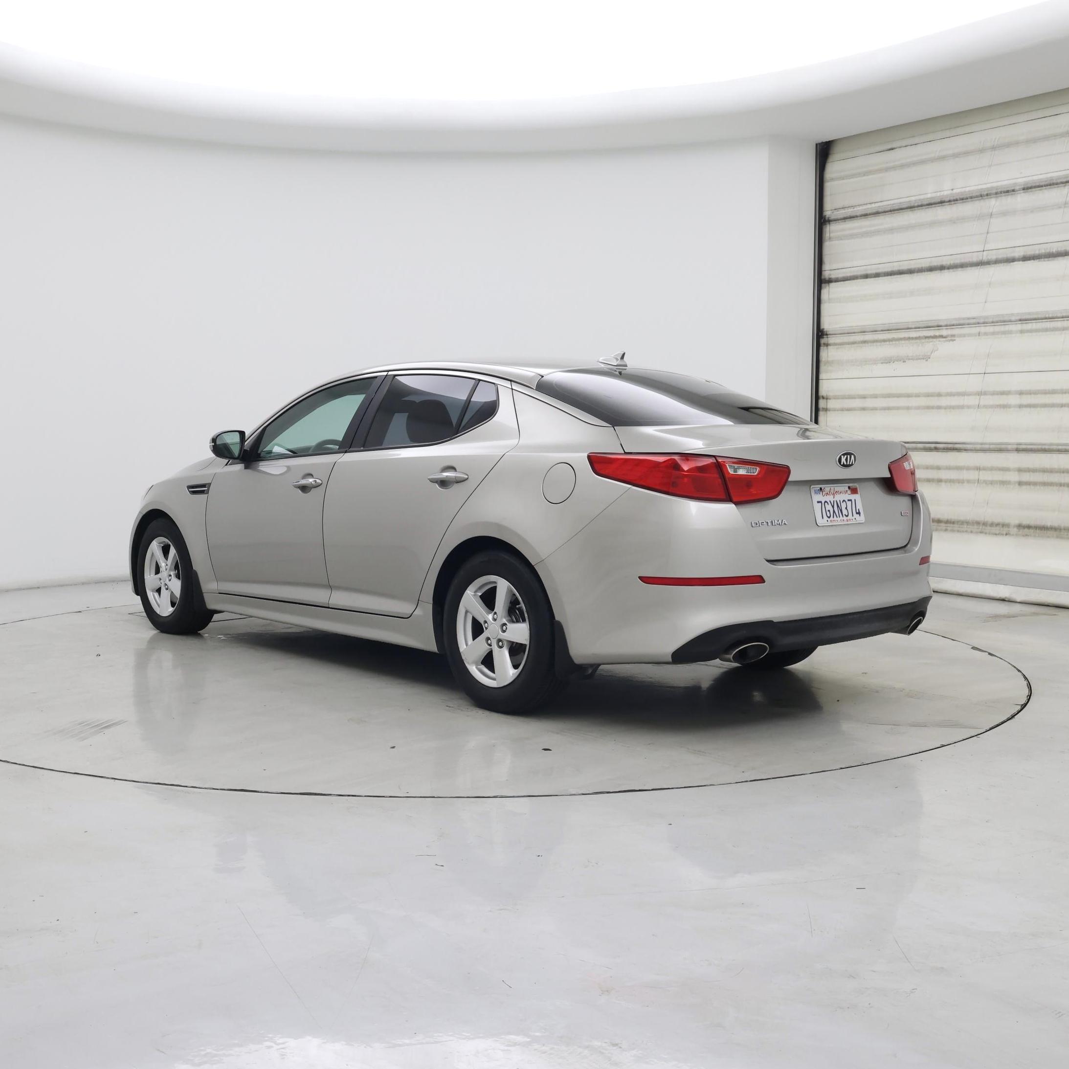Thumbnail: 2015 Kia Optima - 2