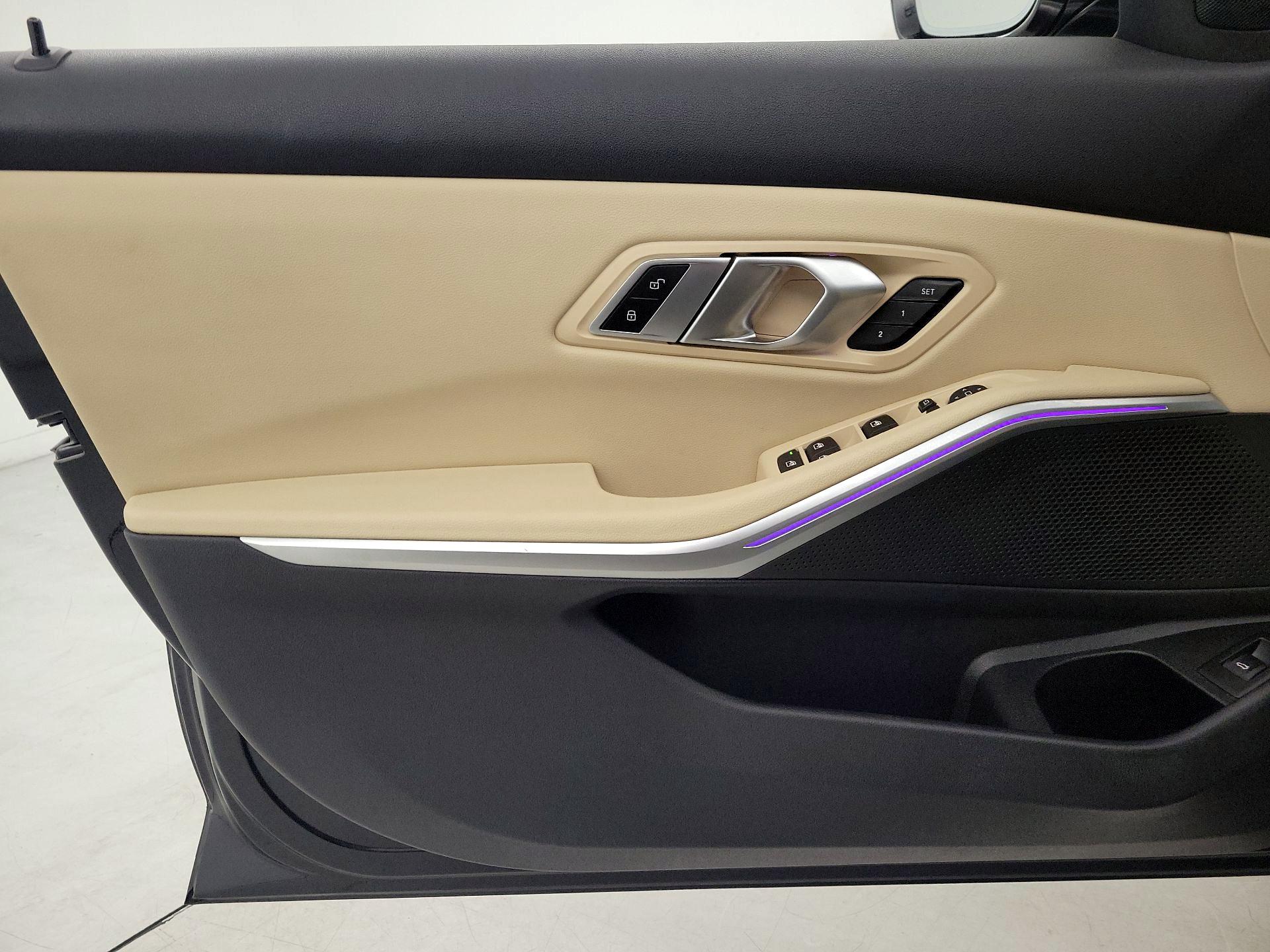 Thumbnail: 2022 BMW 3 Series - 12