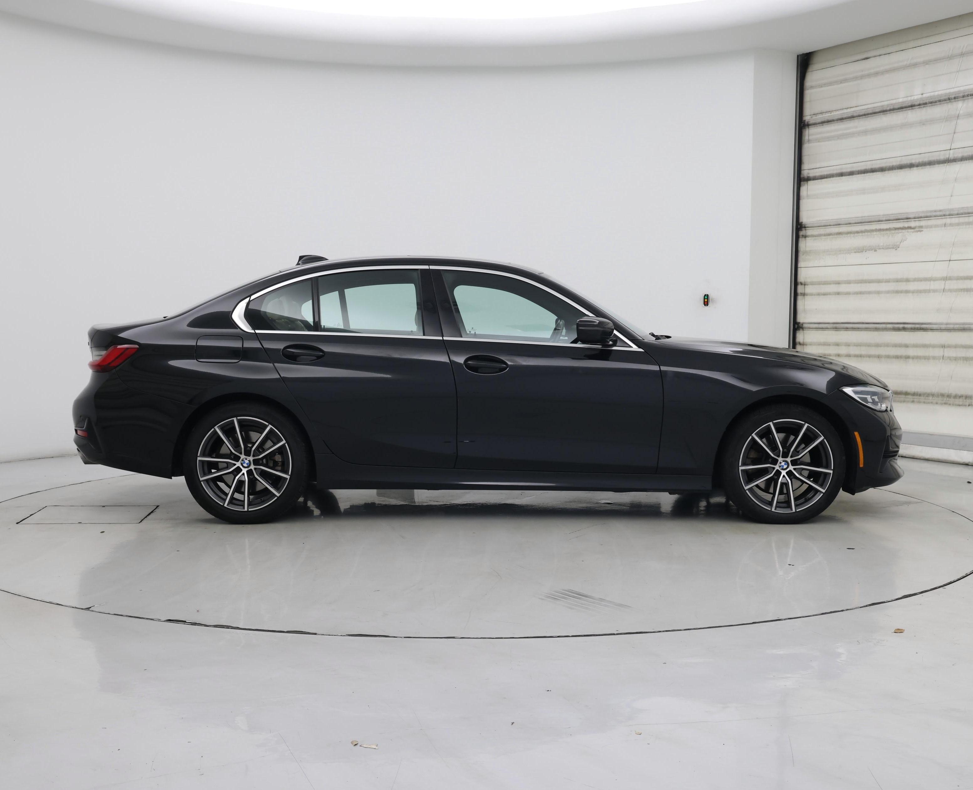 Thumbnail: 2022 BMW 3 Series - 7