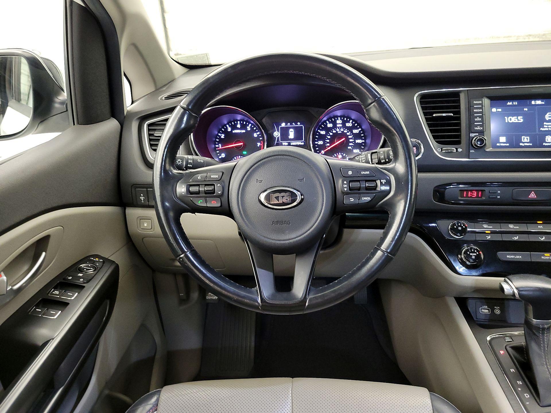 Thumbnail: 2017 Kia Sedona - 10