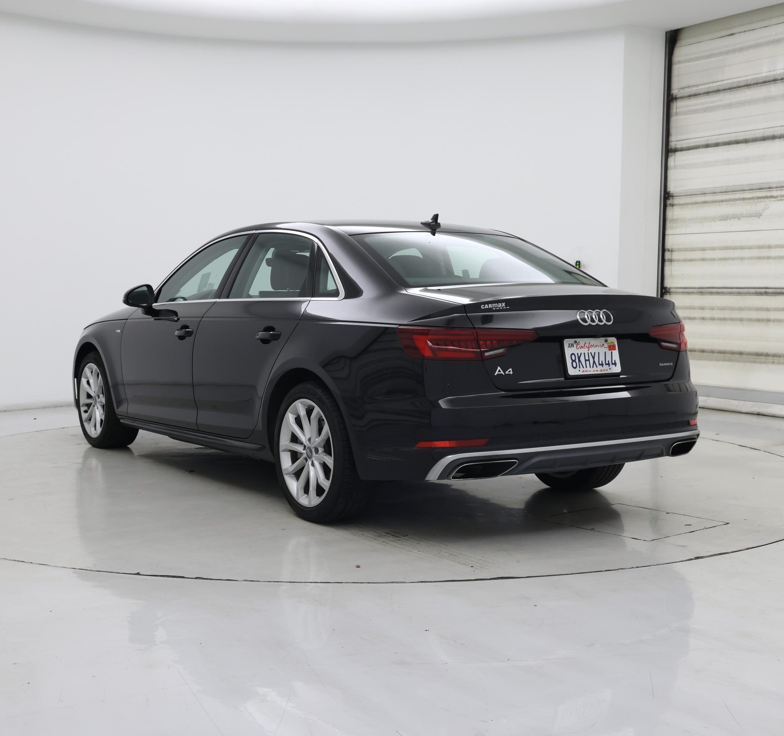 Thumbnail: 2019 Audi A4 - 2
