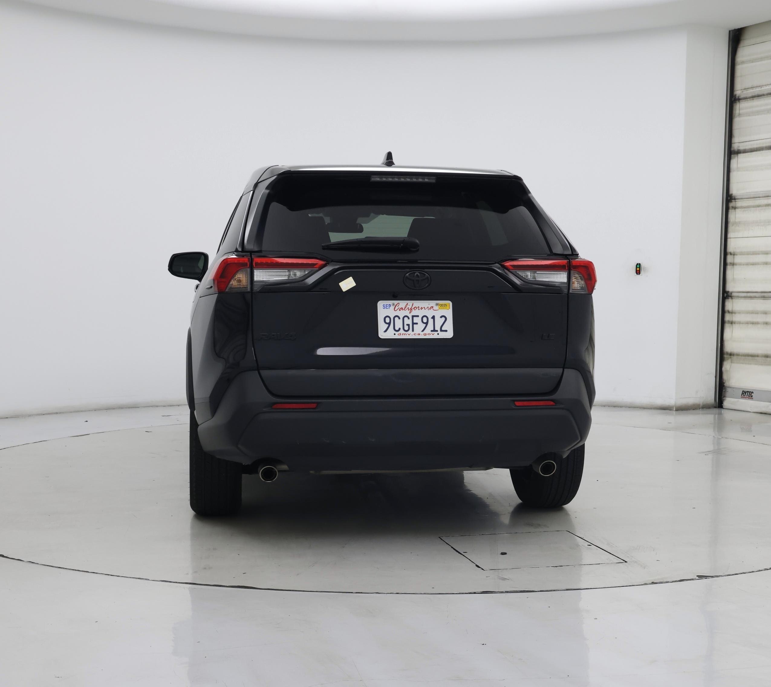Thumbnail: 2022 Toyota RAV4 - 6