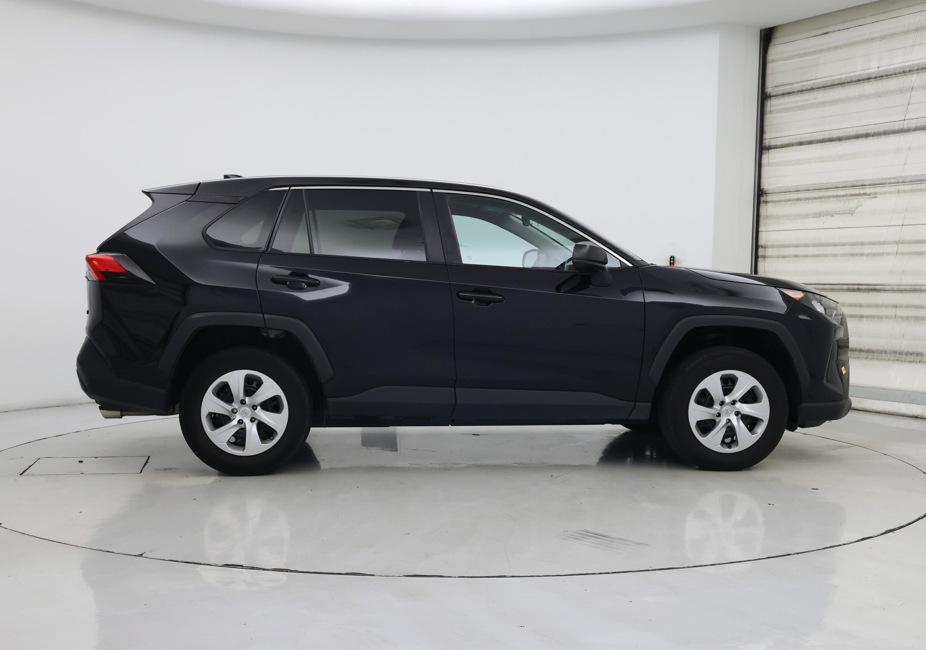 Thumbnail: 2022 Toyota RAV4 - 7