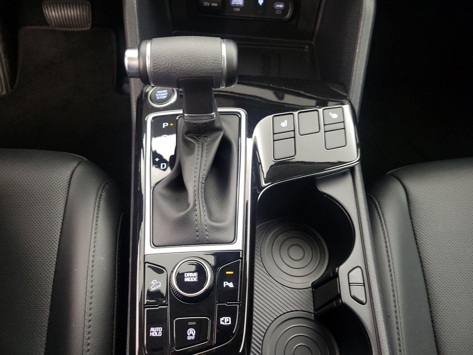 Thumbnail: 2023 Kia Sportage - 18