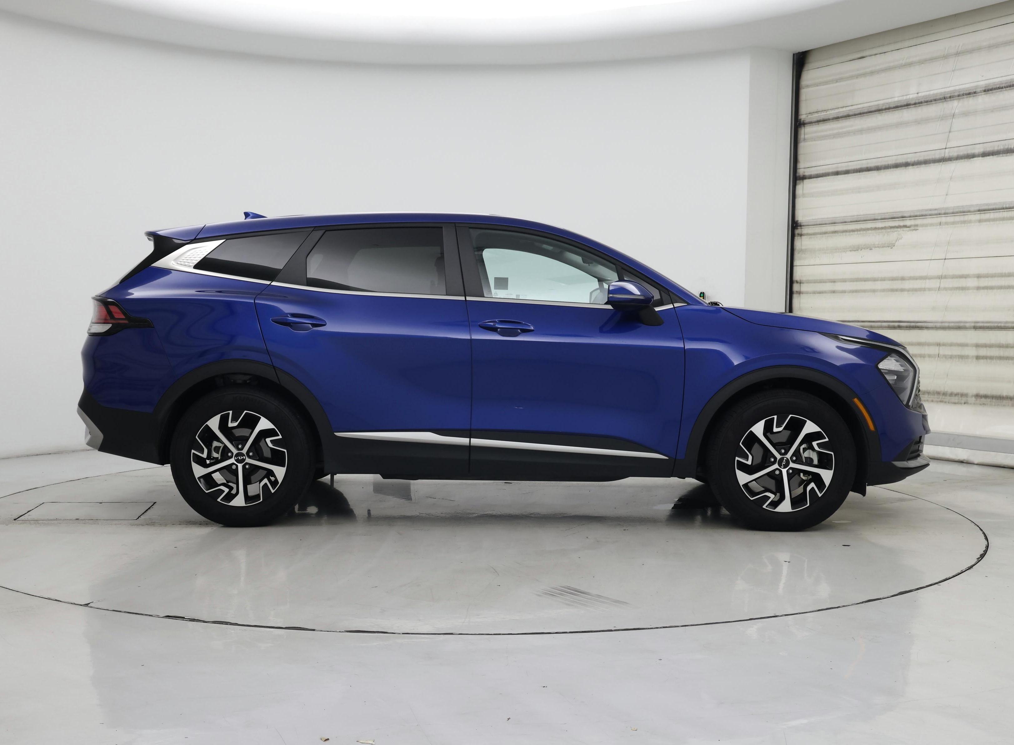 Thumbnail: 2023 Kia Sportage - 7