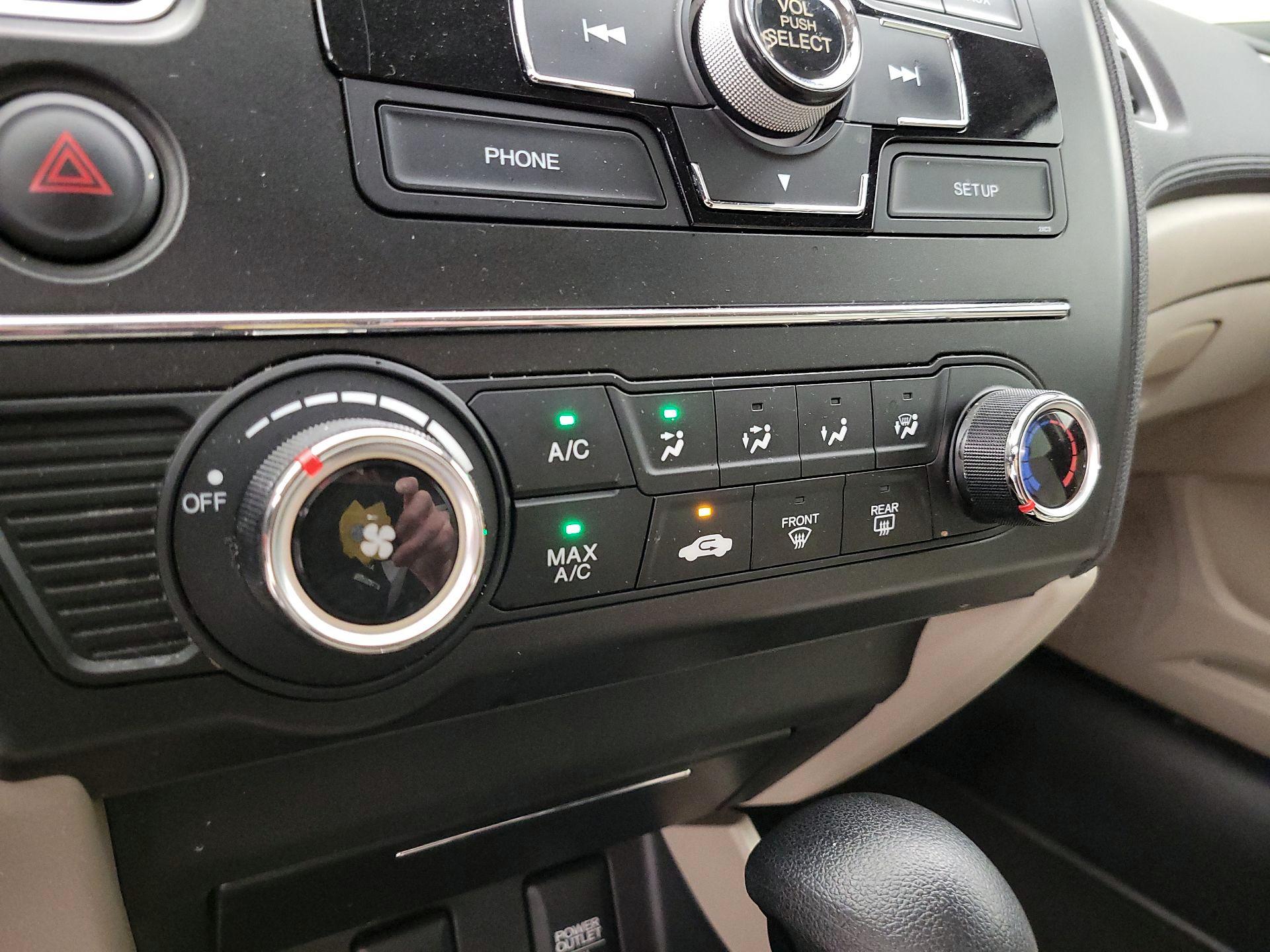 Thumbnail: 2015 Honda Civic - 15
