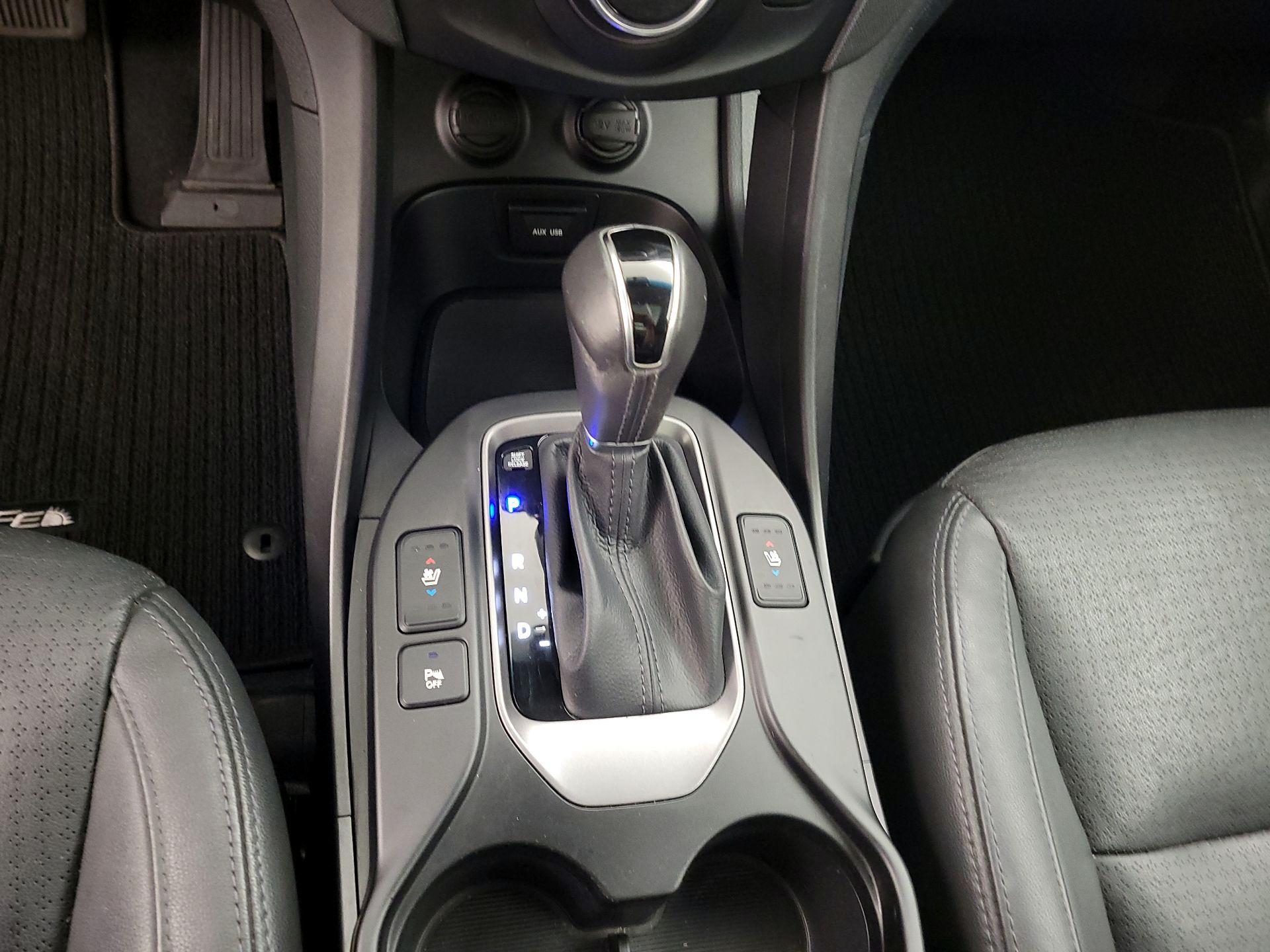 Thumbnail: 2014 Hyundai Santa Fe - 16