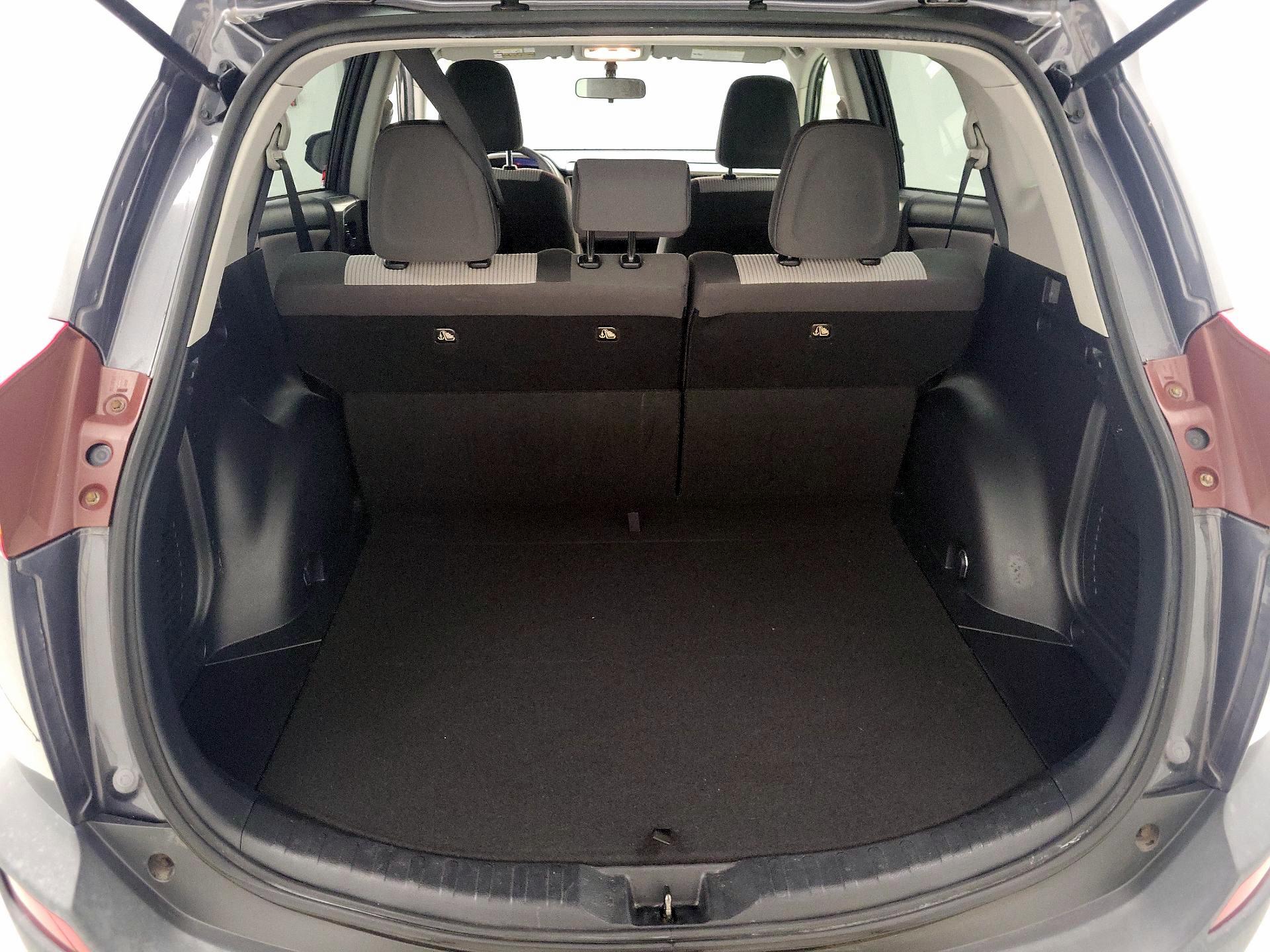 Thumbnail: 2015 Toyota RAV4 - 19